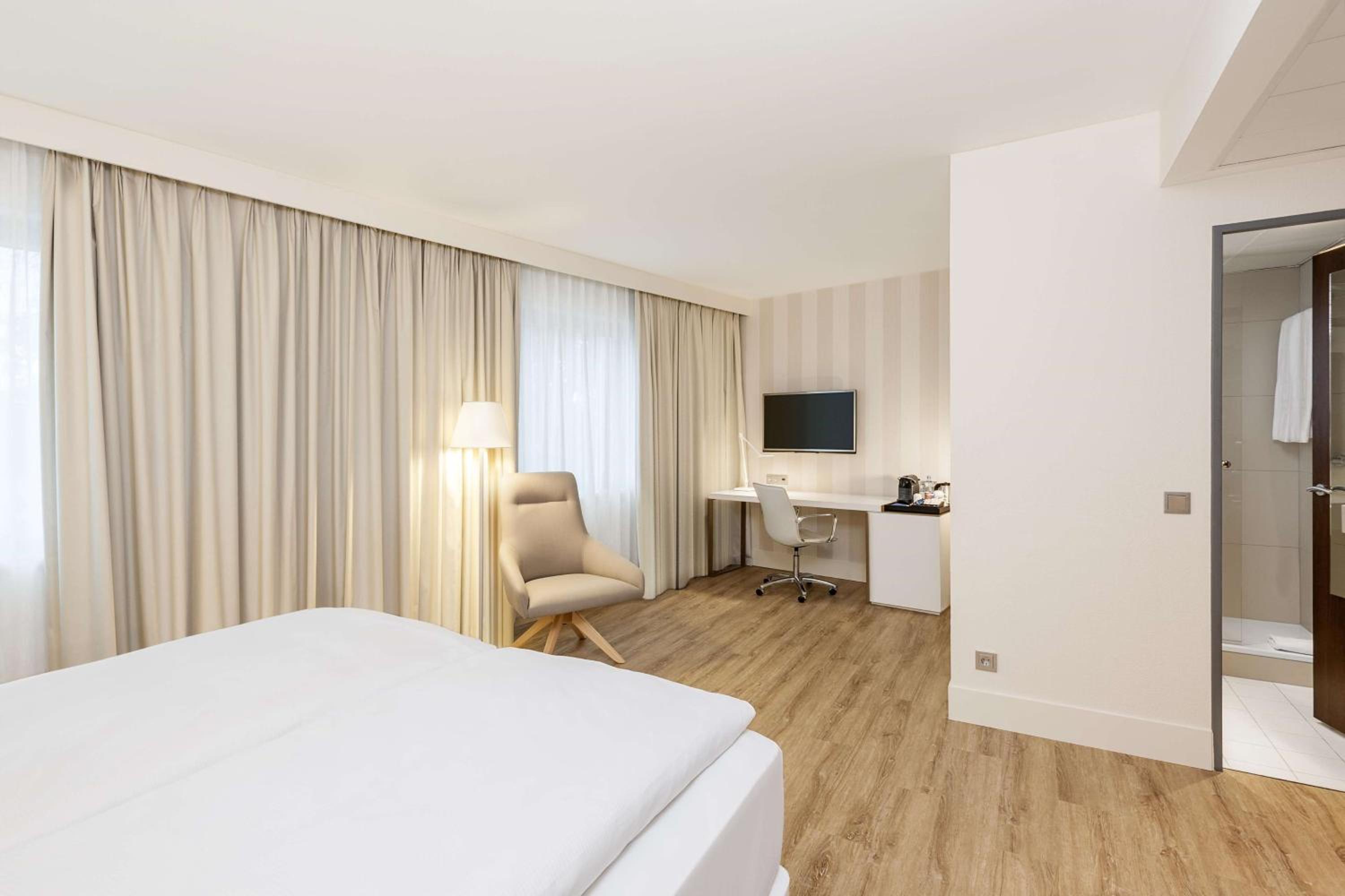 Superior Double Room - Photo 8