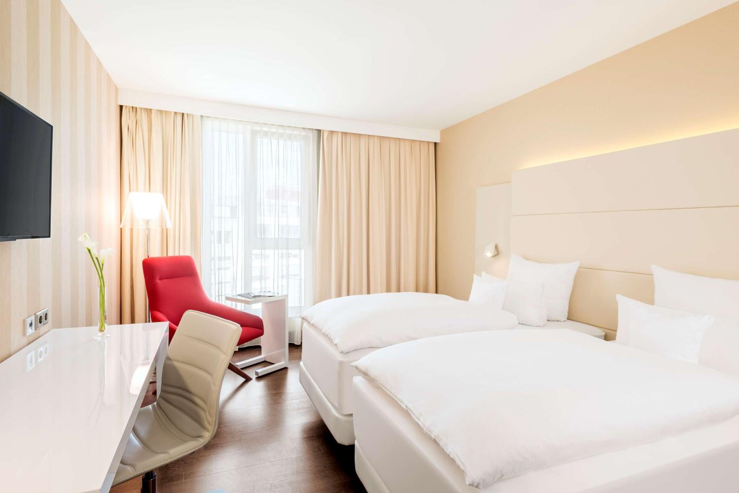 Superior Double or Twin Room - Photo 4