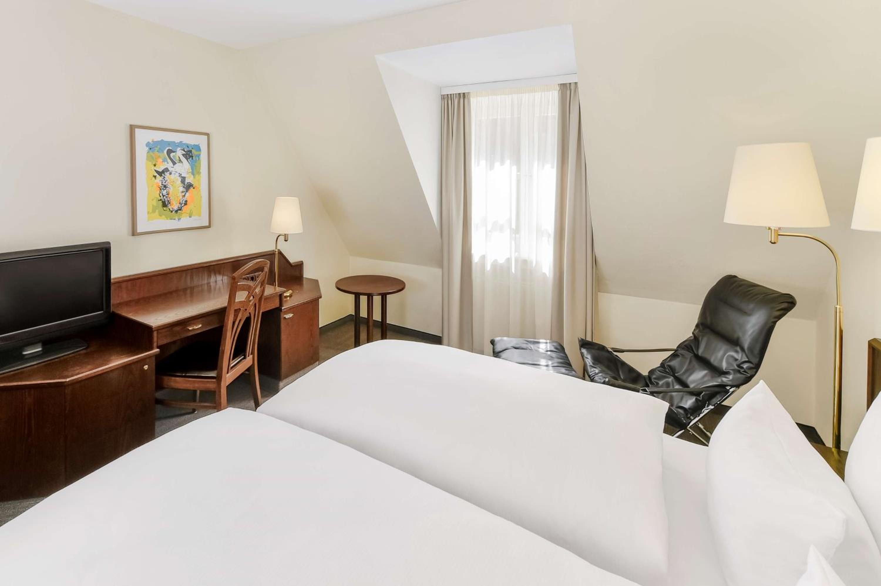 Standard Double Room - Photo 1