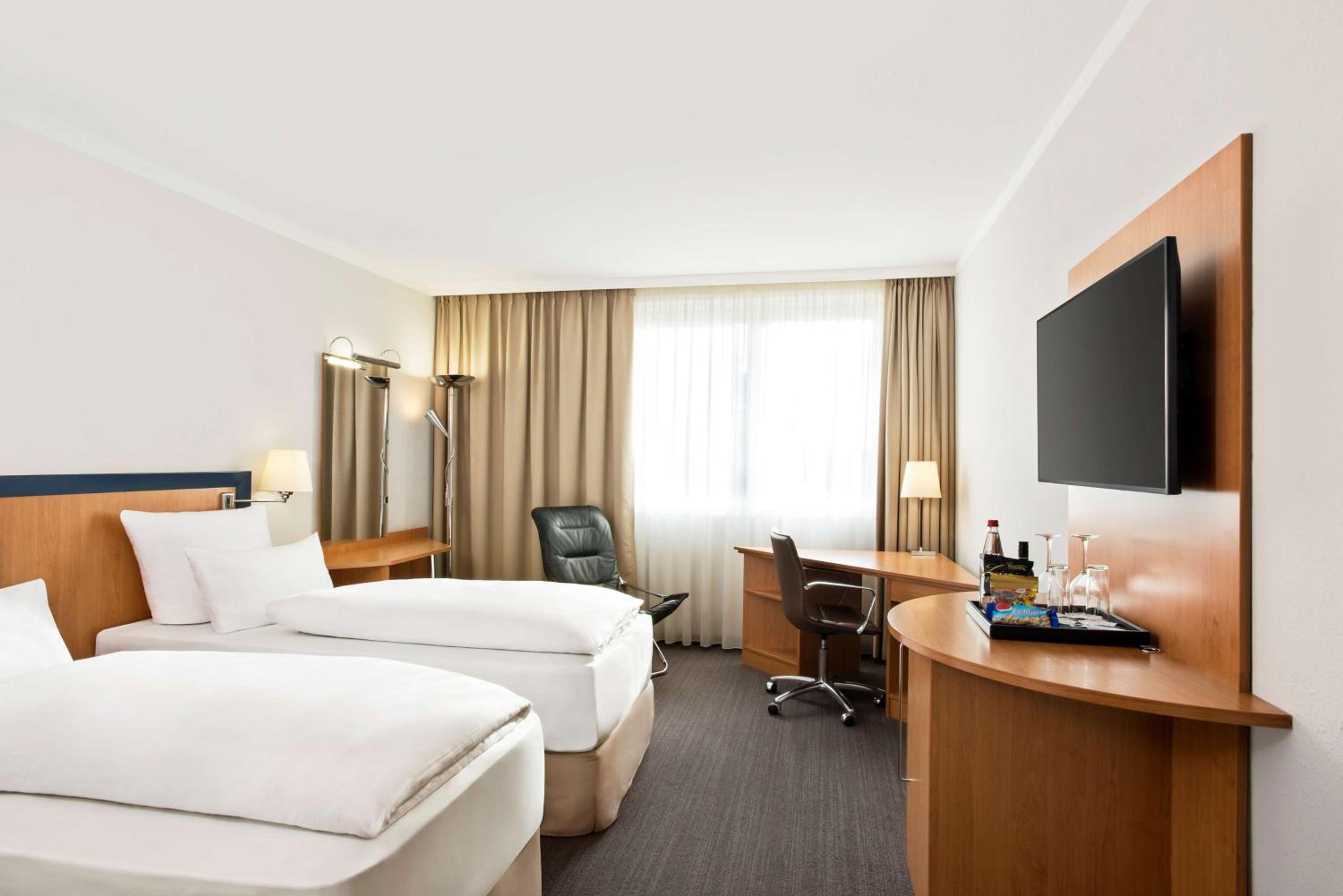 Standard Triple Room - Photo 1