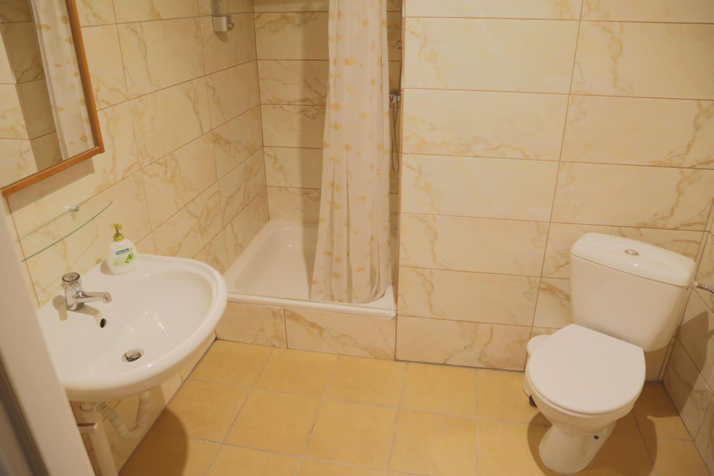 Double Room with Bathroom photo 3