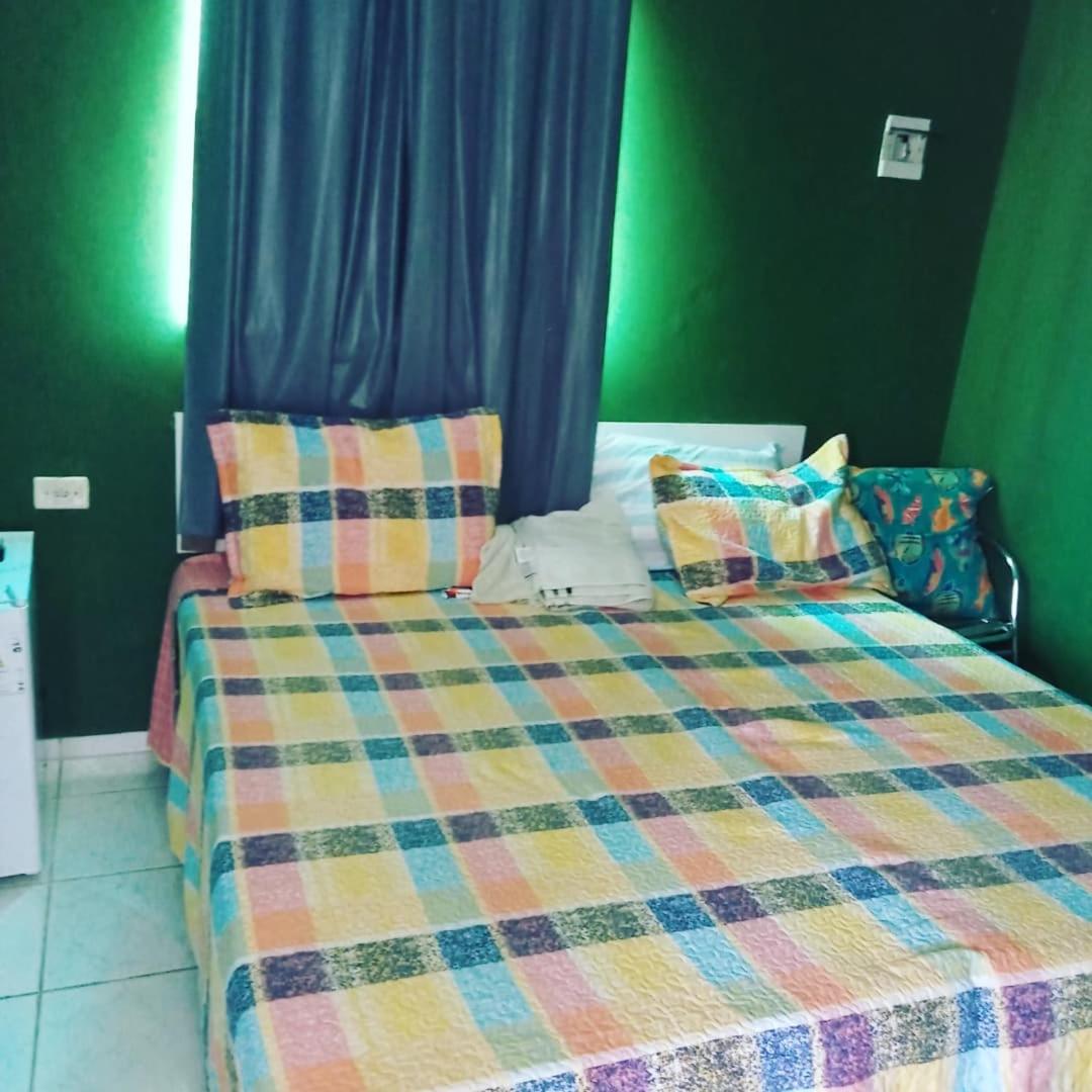 Deluxe Quadruple Room - Photo 10