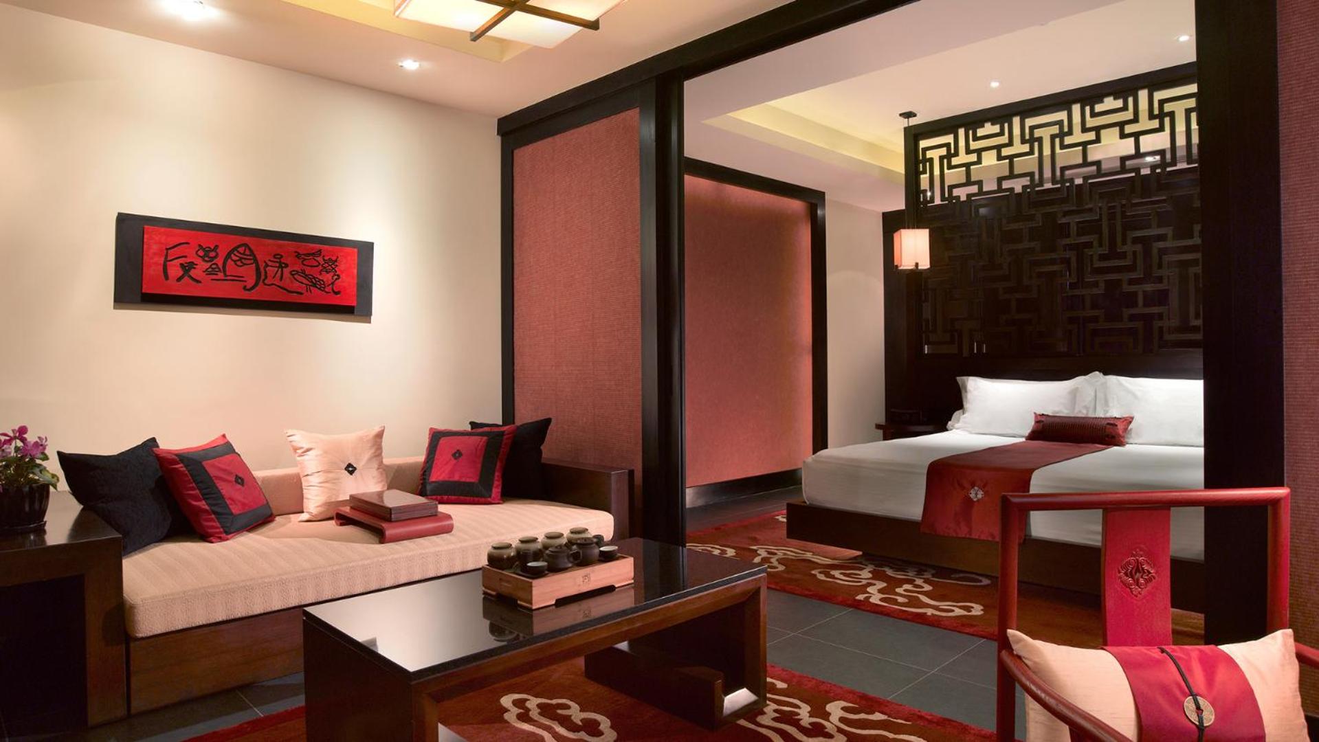 Suite with Mountain View - Photo 8