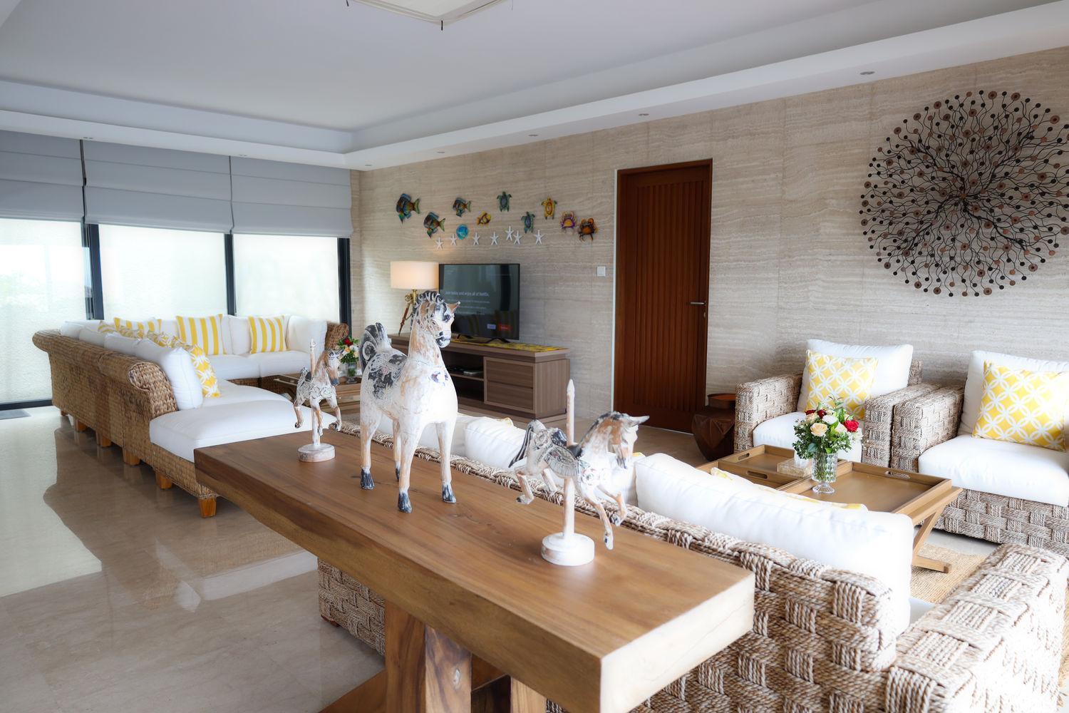 Three Bedroom Ocean View Villa - Photo 2