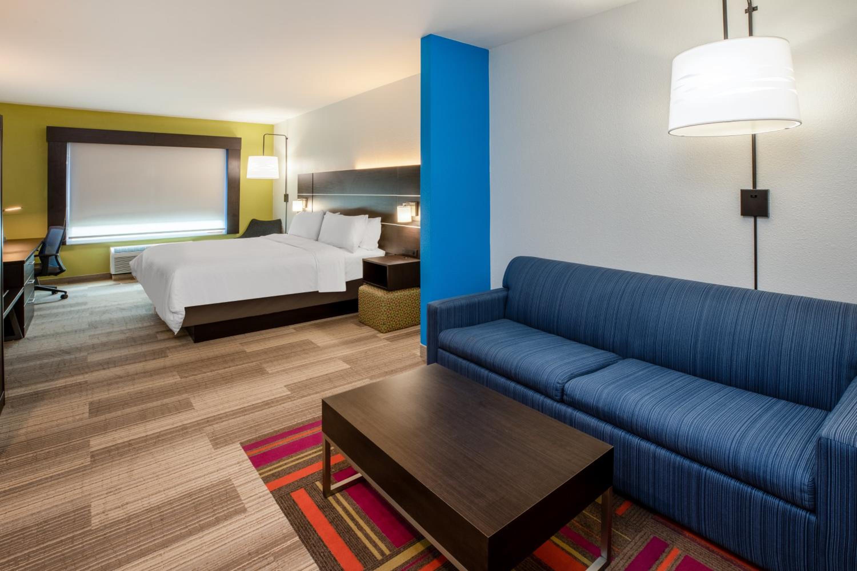 King Suite - Photo 1