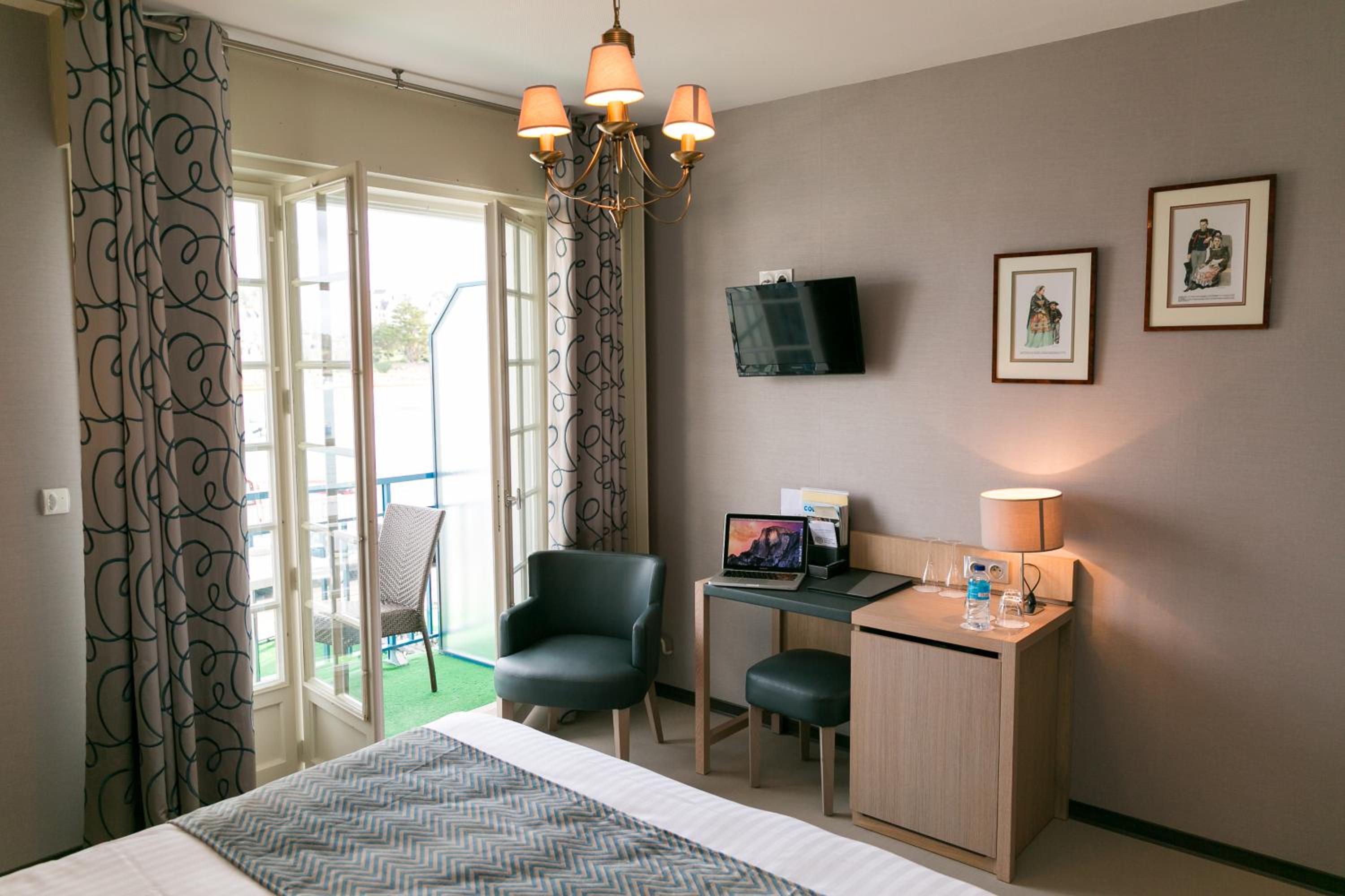 Comfort Room with Sea View with Balcony photo 2