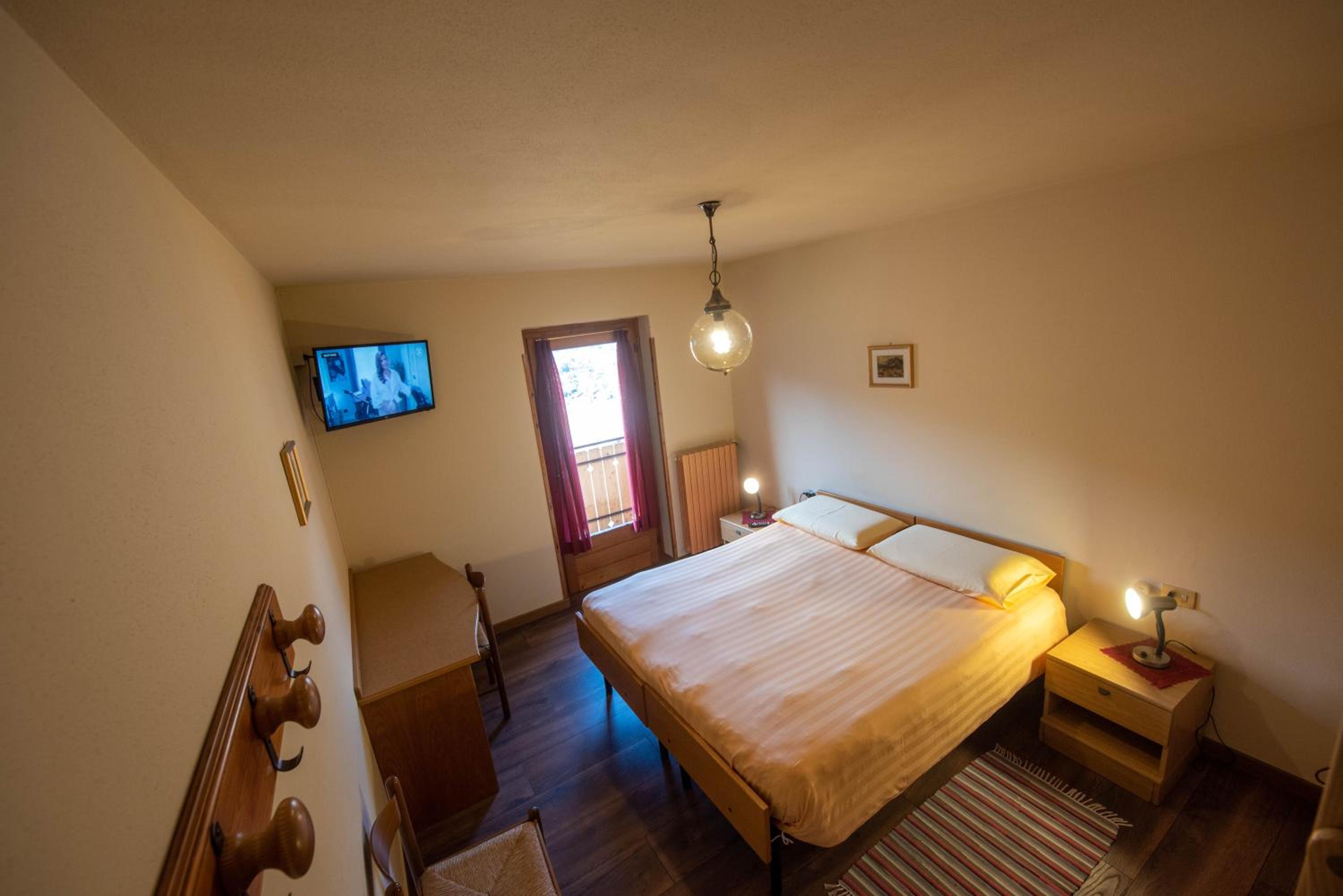 Classic Double Room - Photo 3
