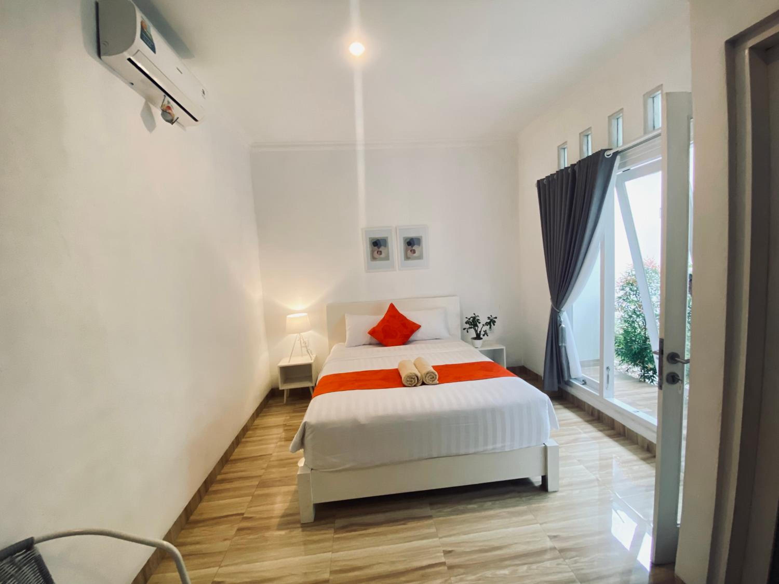 Superior Suite - Photo 10