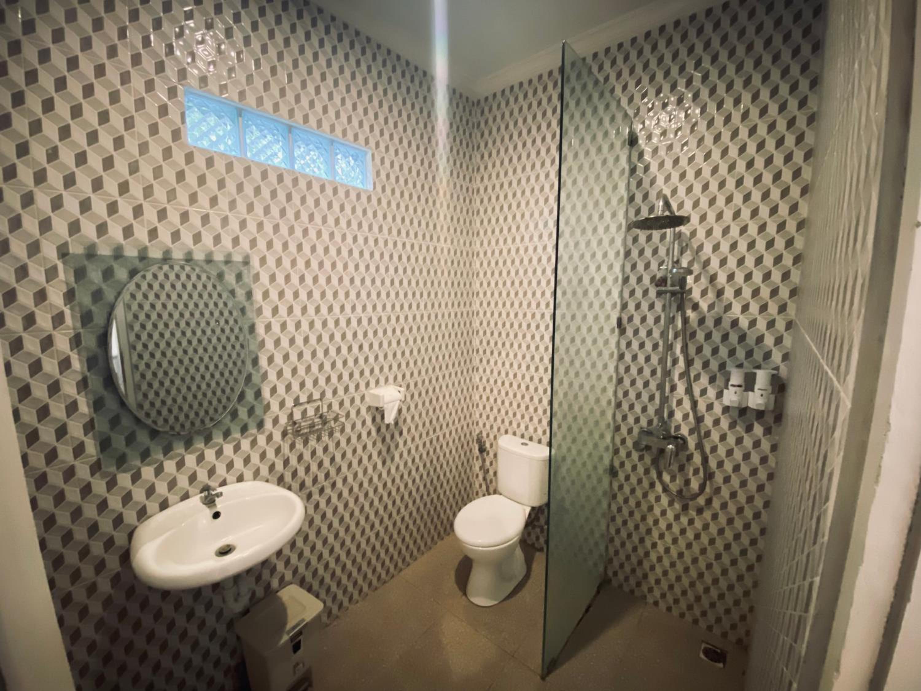 Superior Suite - Photo 7
