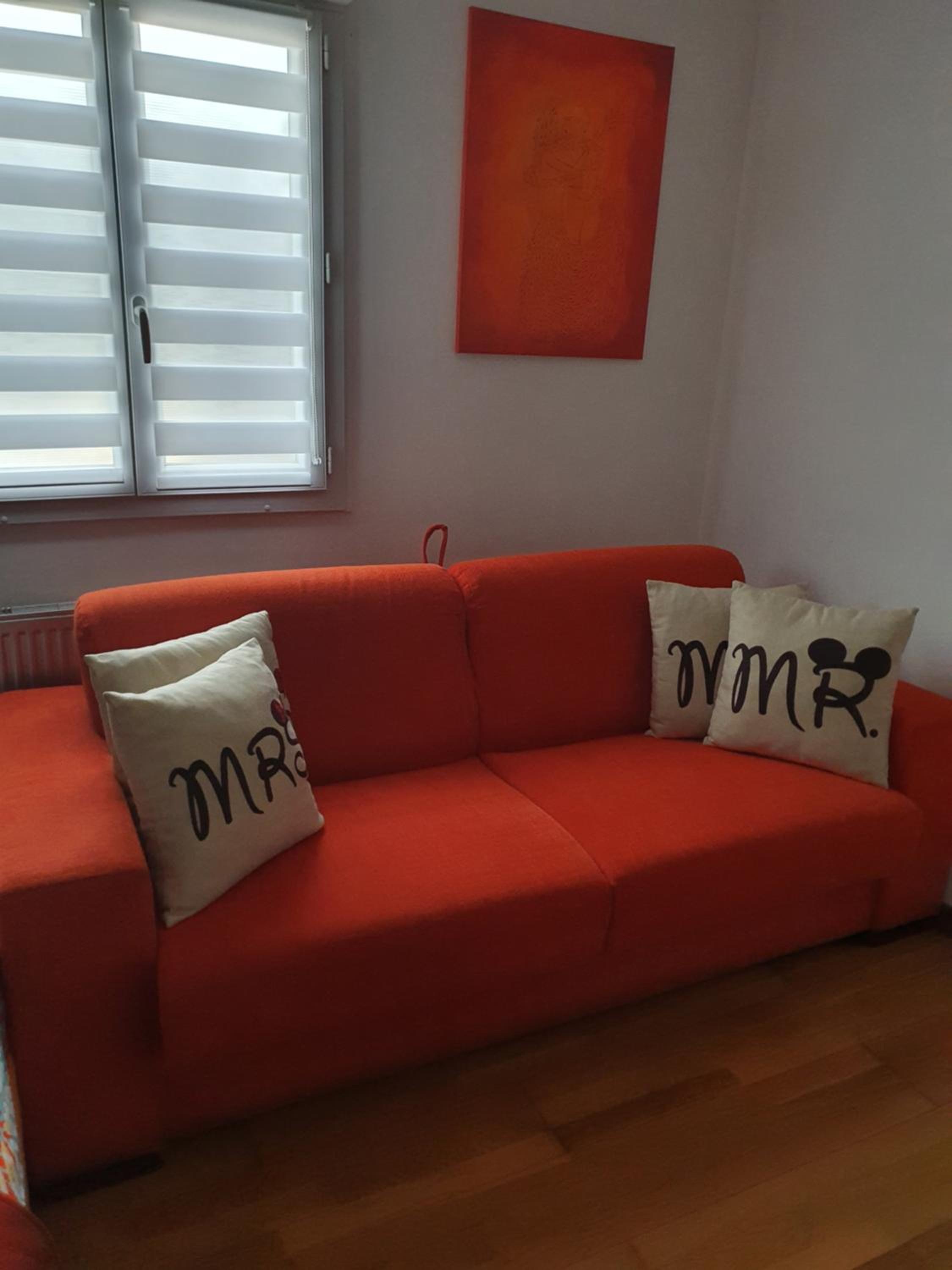 Family Room - Photo 16