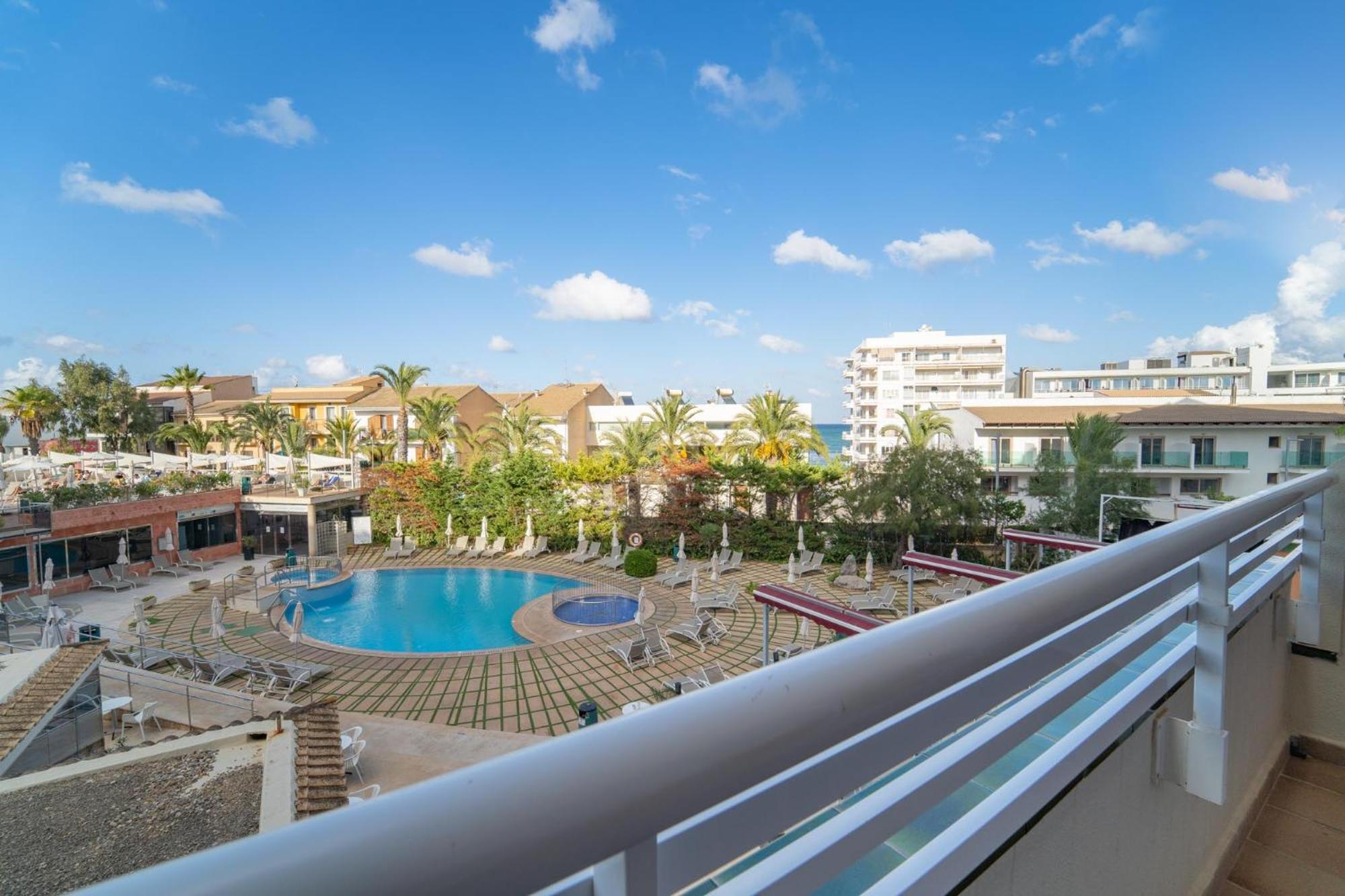 Double Room with Pool View (2 Adults)