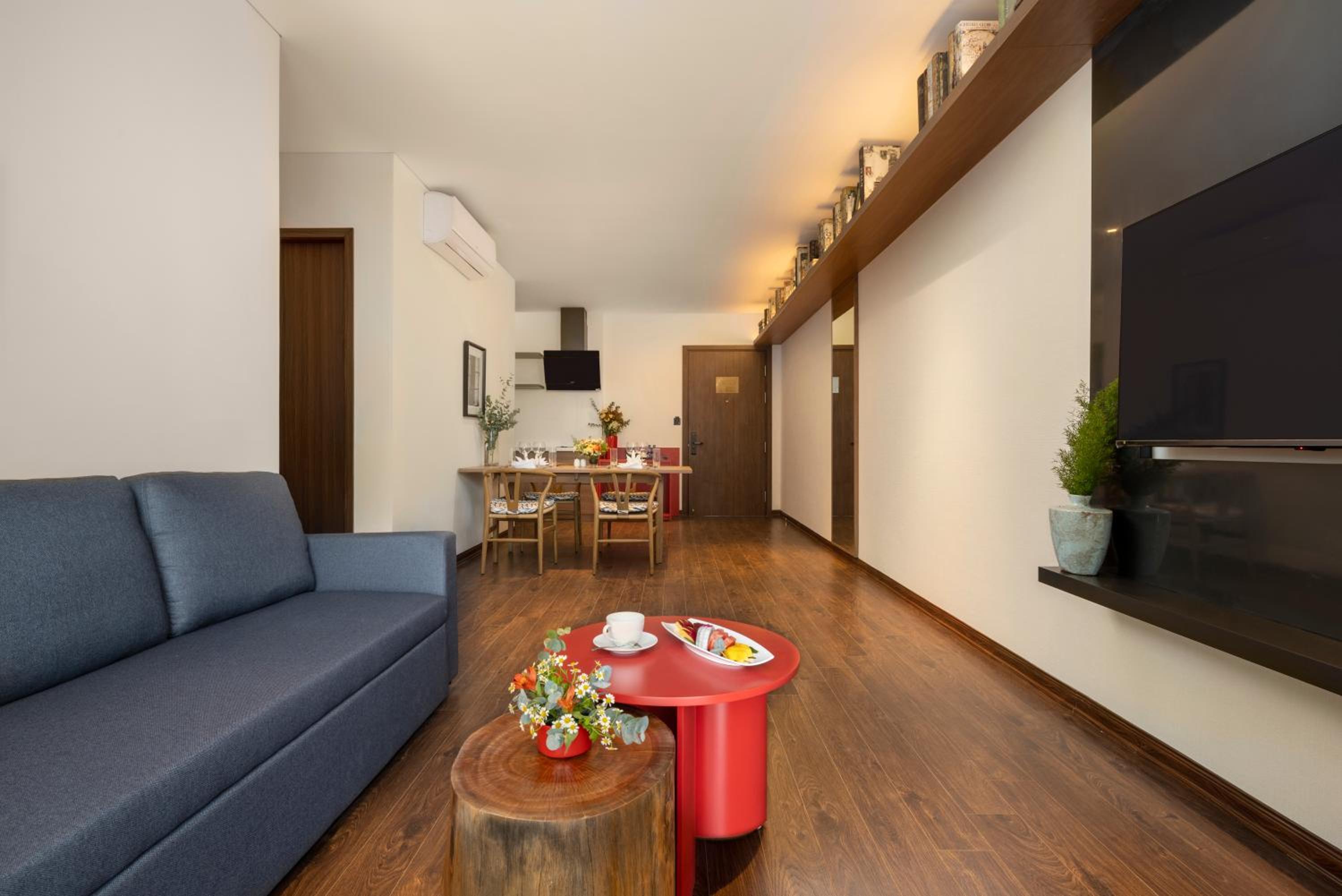Two-Bedroom Suite - Photo 5