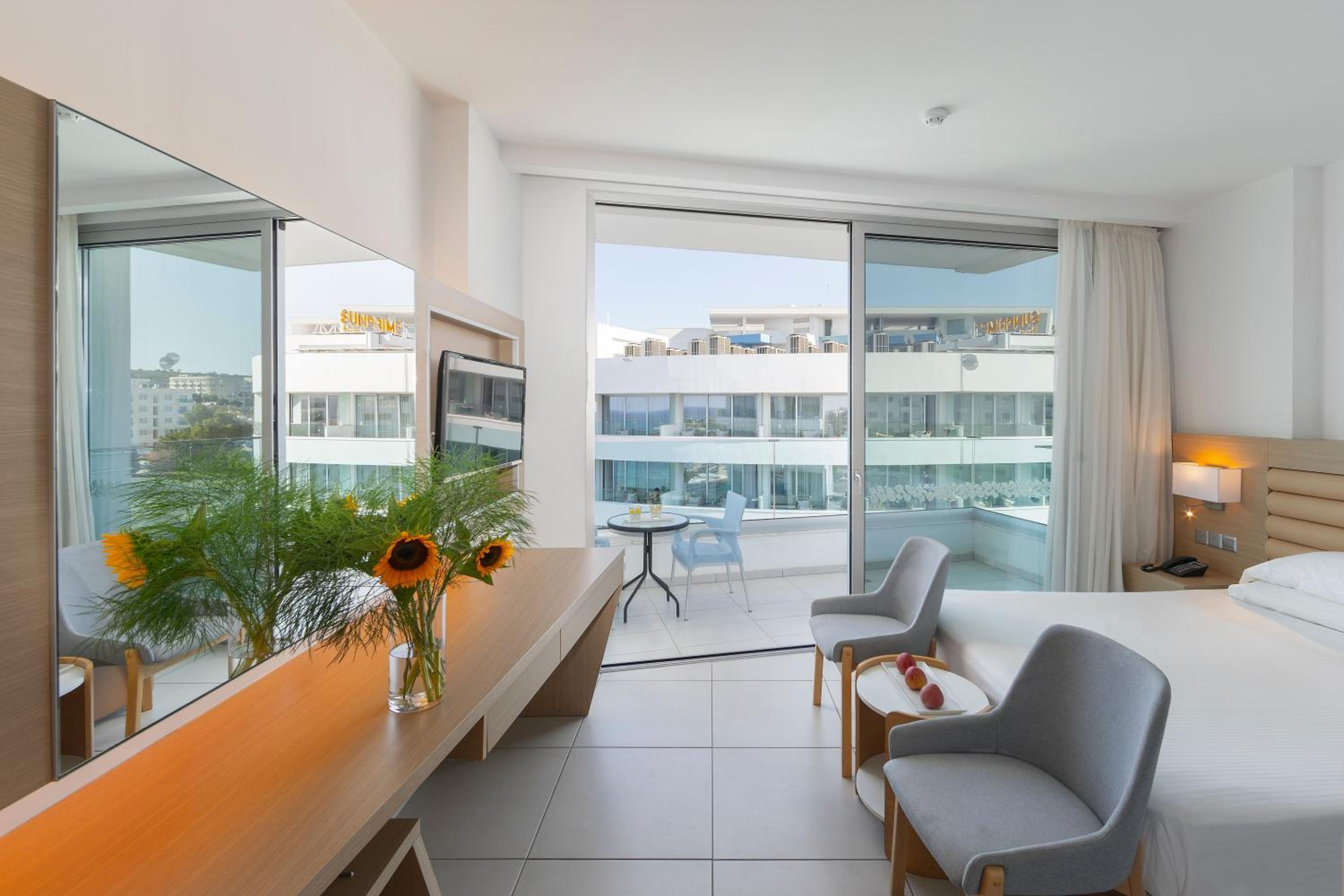 Side Sea View Room