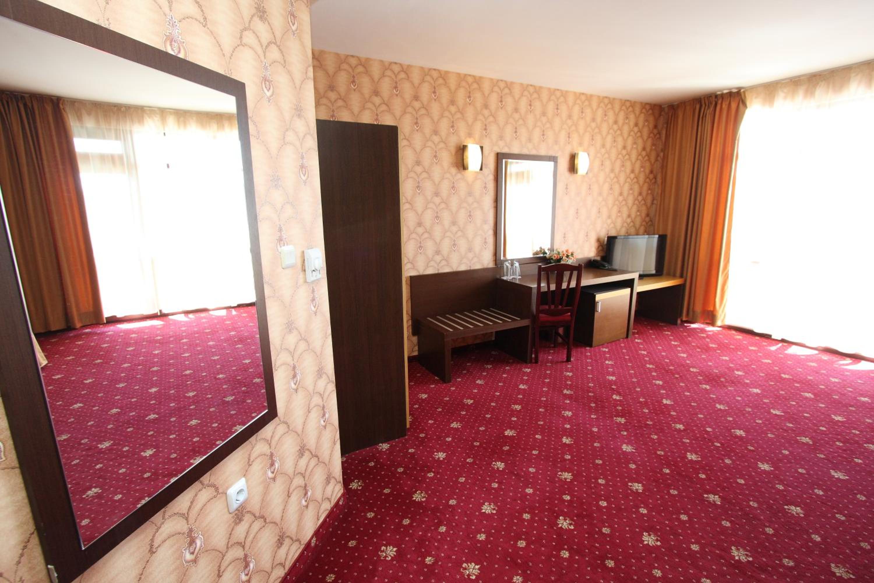 Superior Double Room with Extra Bed - All Inclusive - Photo 2