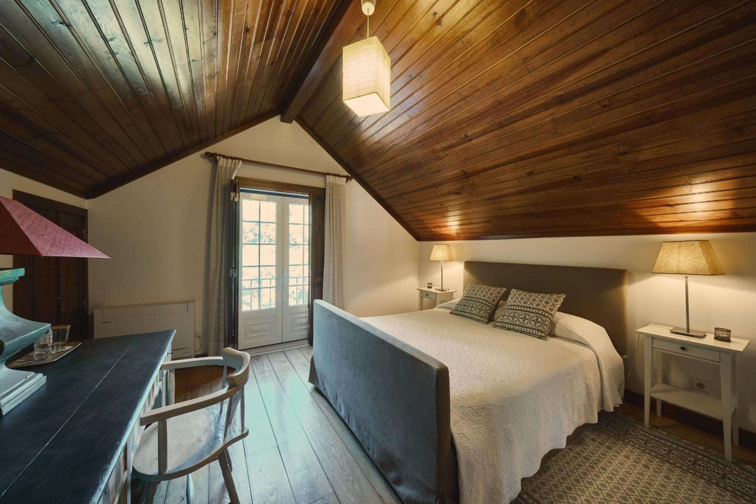 Three-Bedroom House - Photo 1