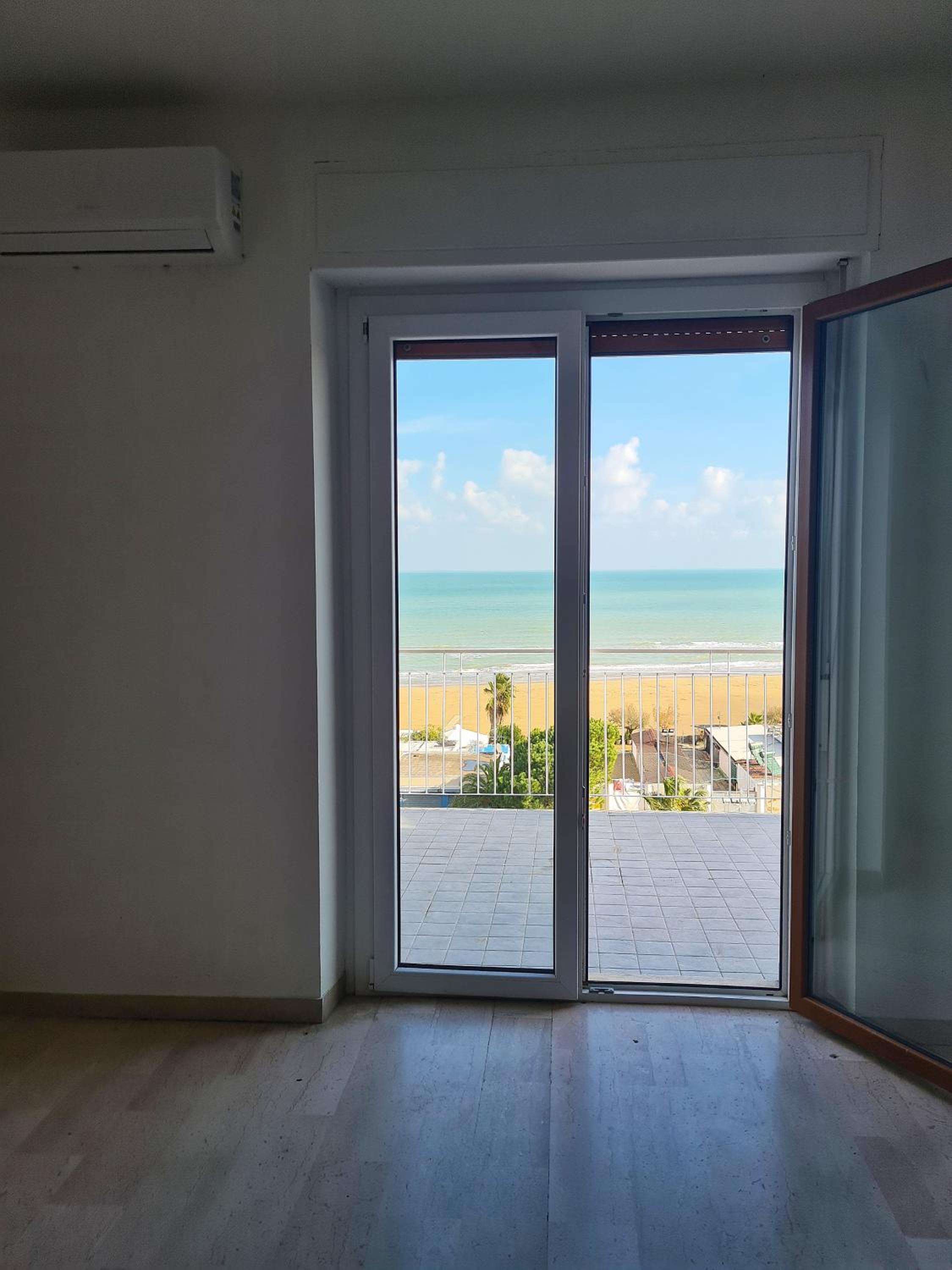 Apartment with Sea View photo 3