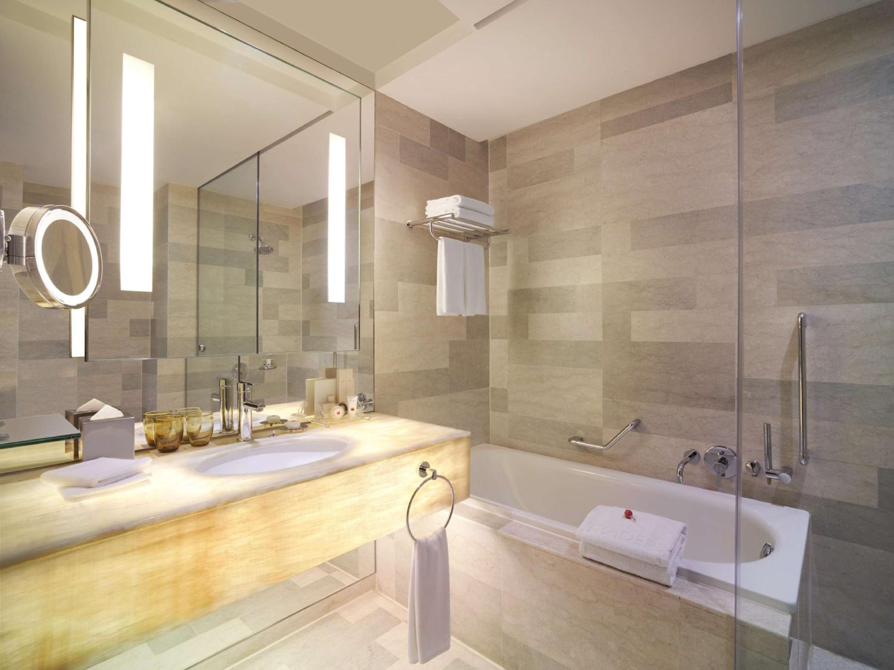 Twin Towers View Suite (Newly Refurbished)