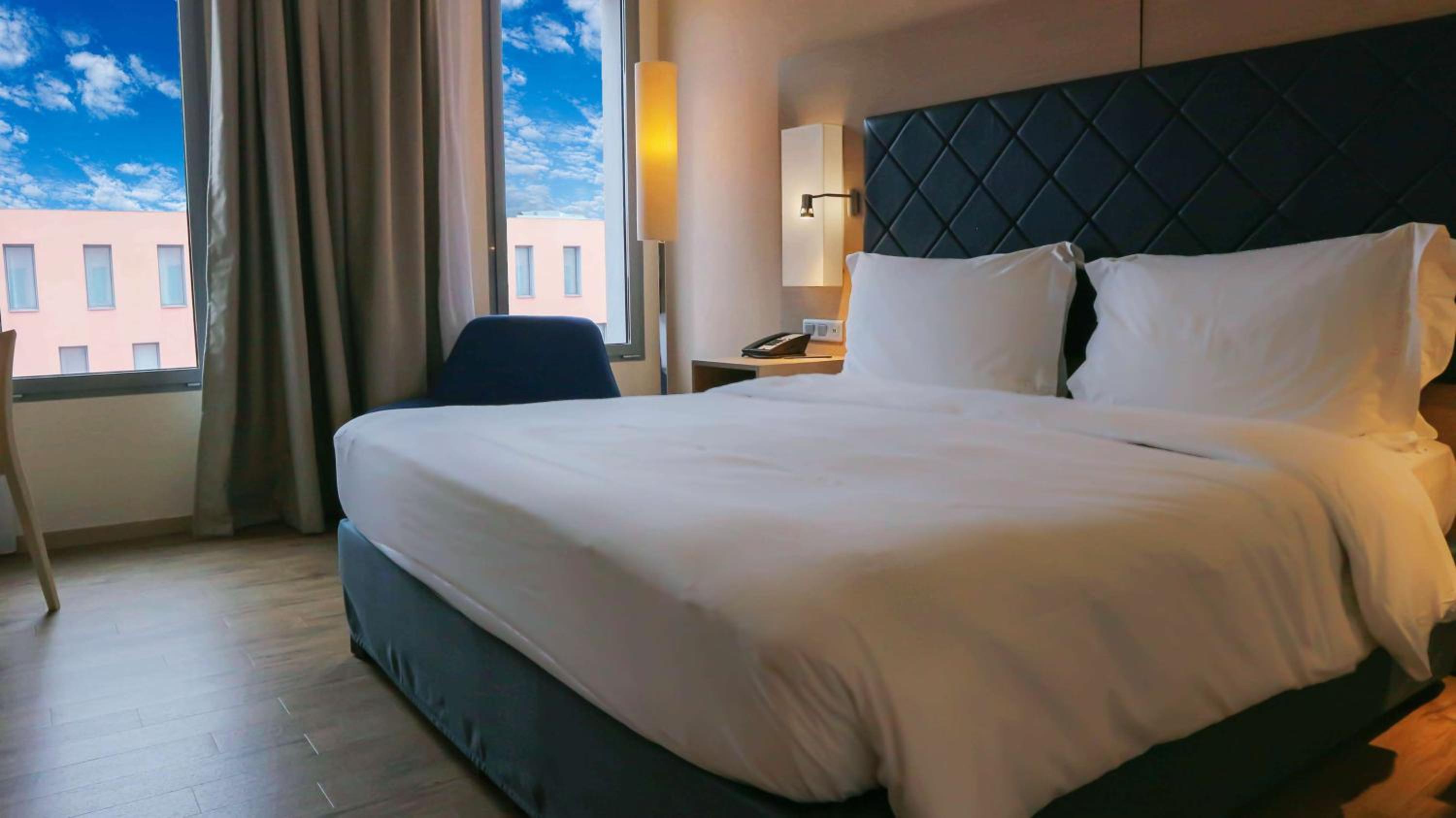 Premium Room with Patio View - Photo 1