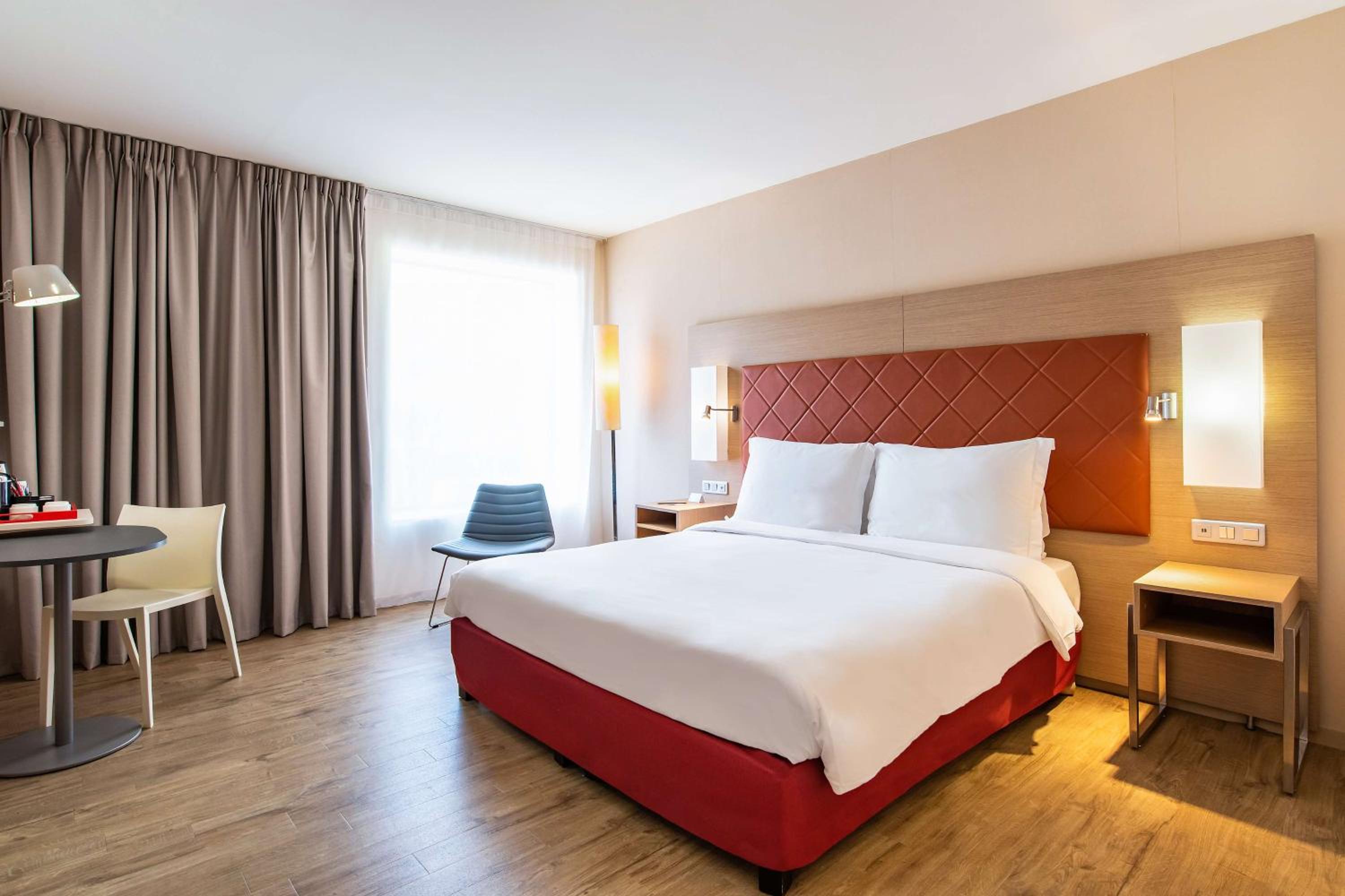 Standard Room - Photo 1