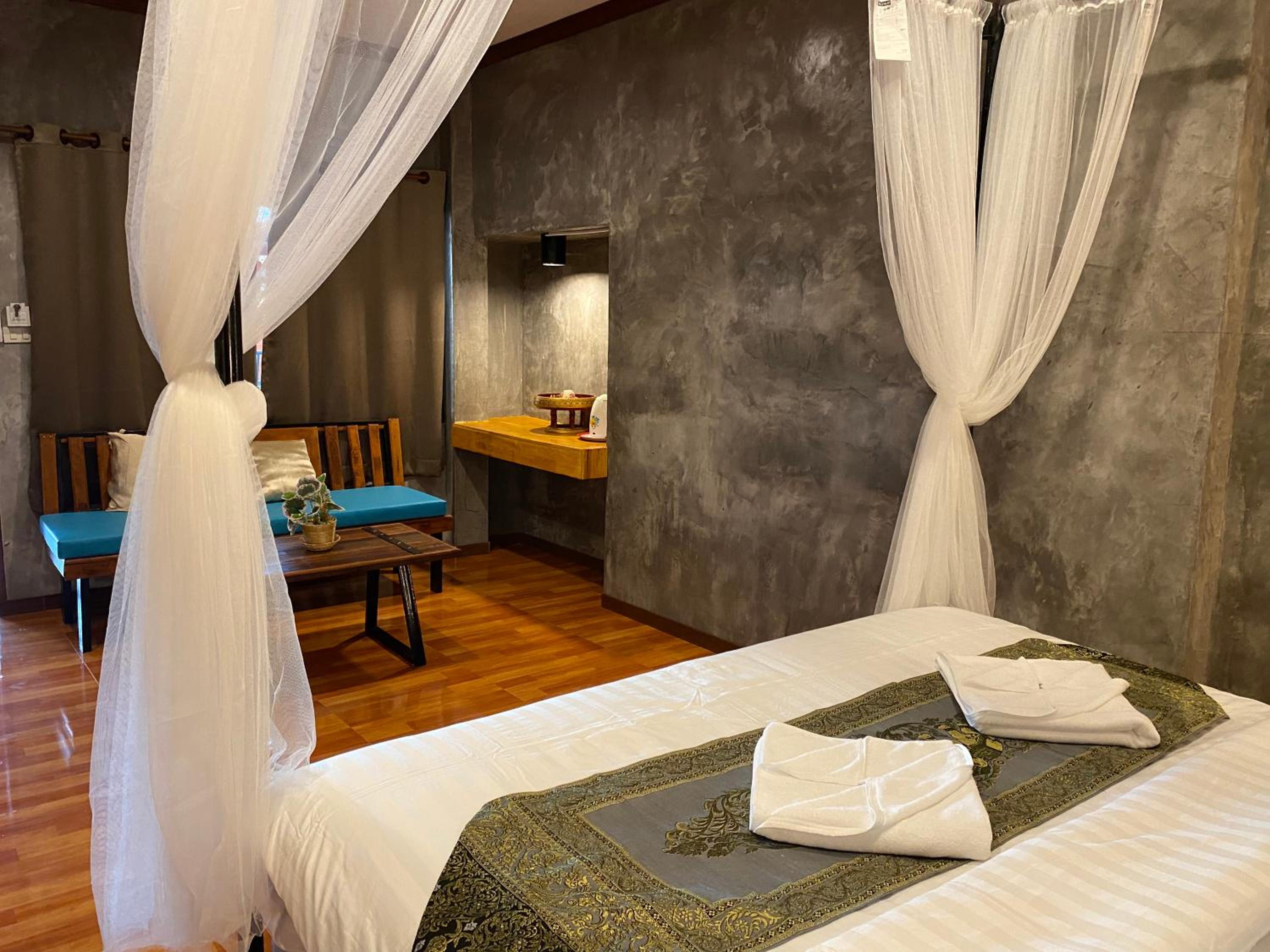King Room with Garden View - Photo 4