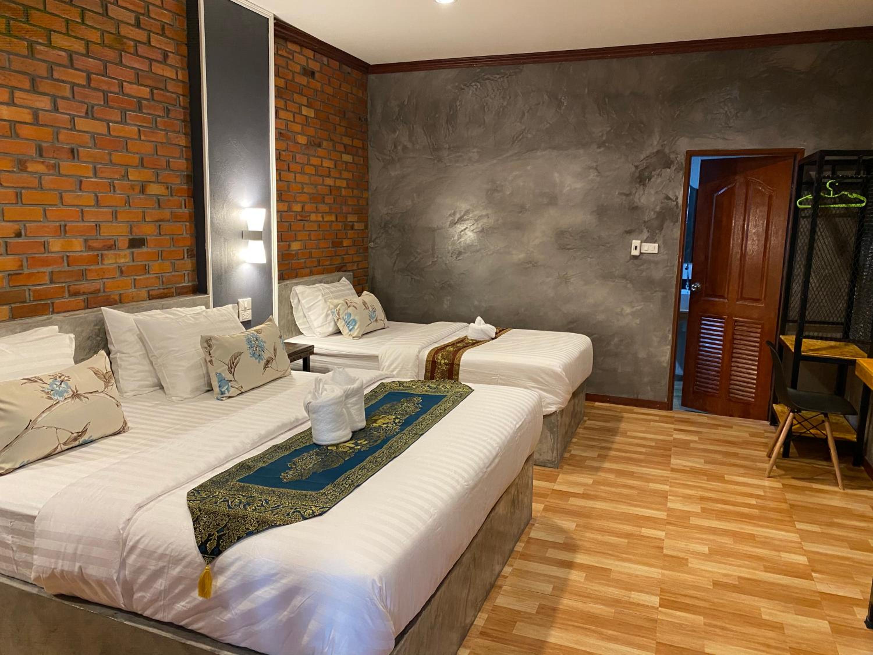 Triple Room with Garden View - Photo 1