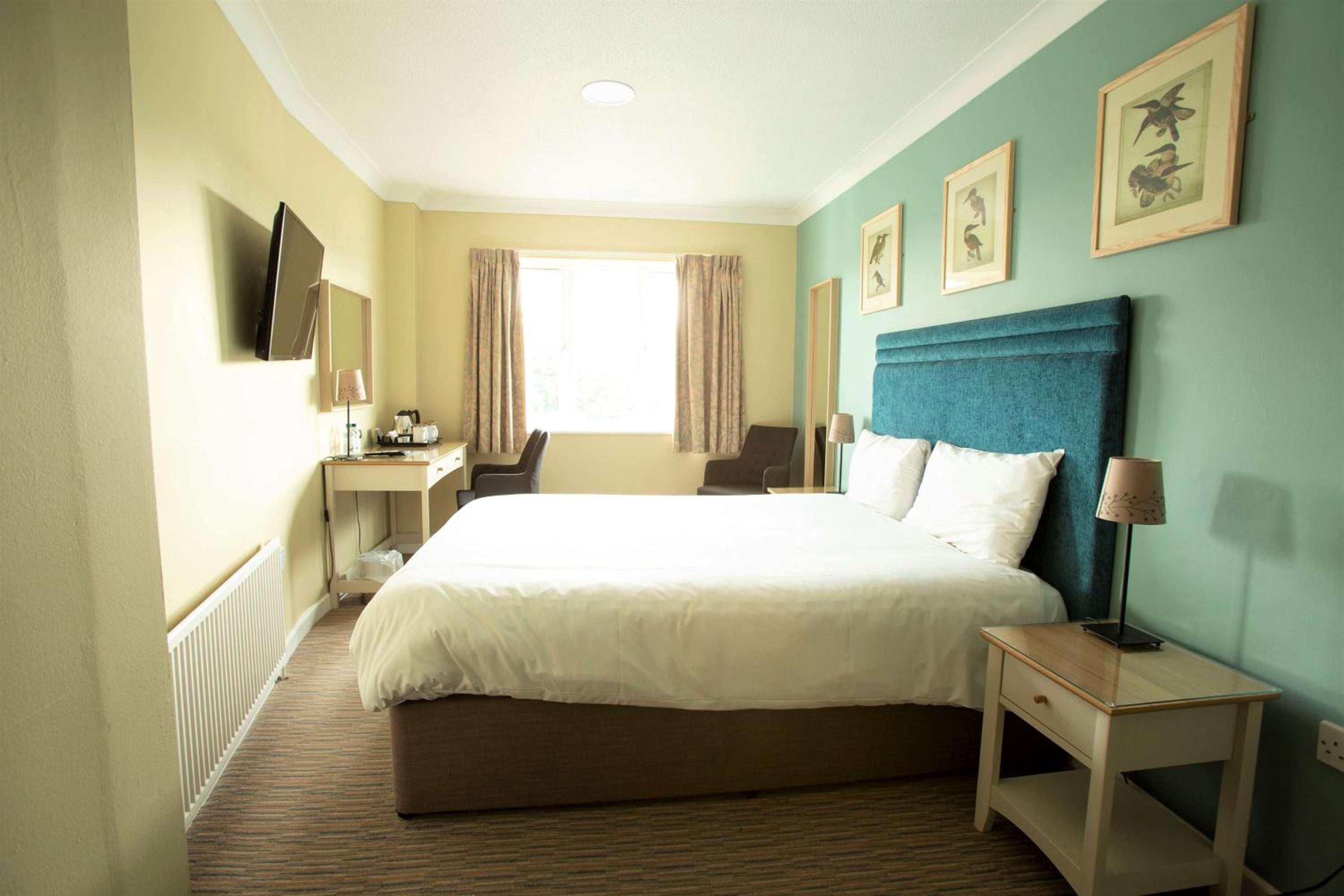 Classic King Room - Photo 7