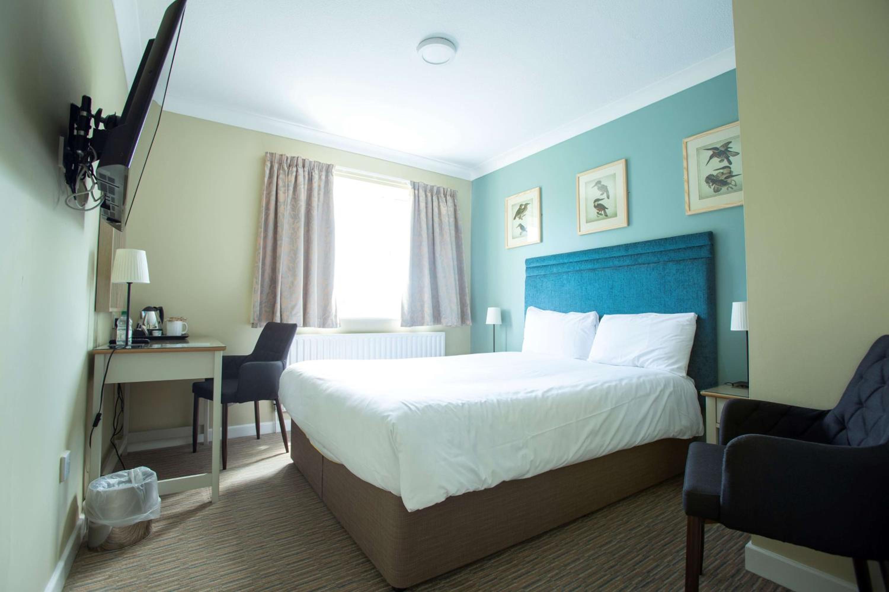 Riverside King Room - Photo 6