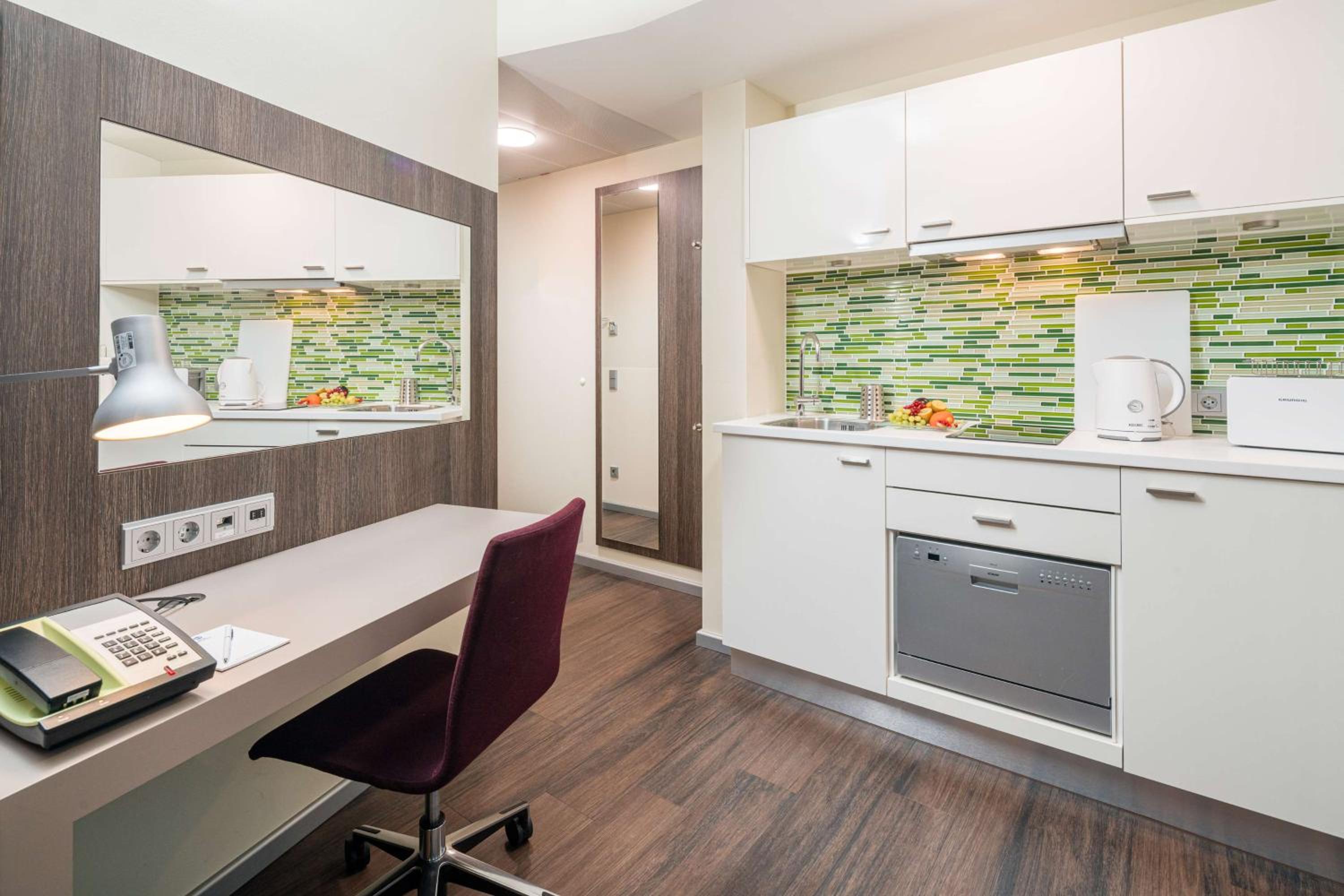 Standard King Apartment photo 2
