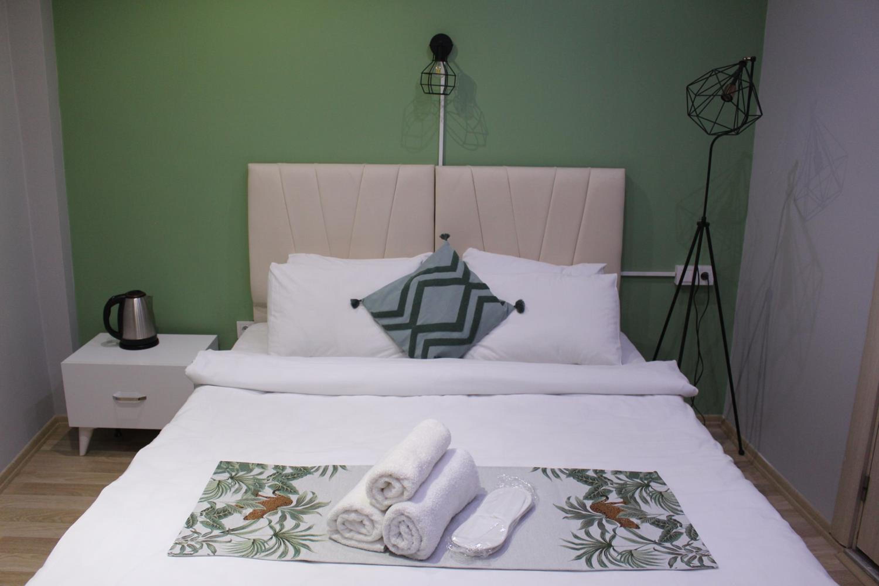 Budget Double Room photo 3
