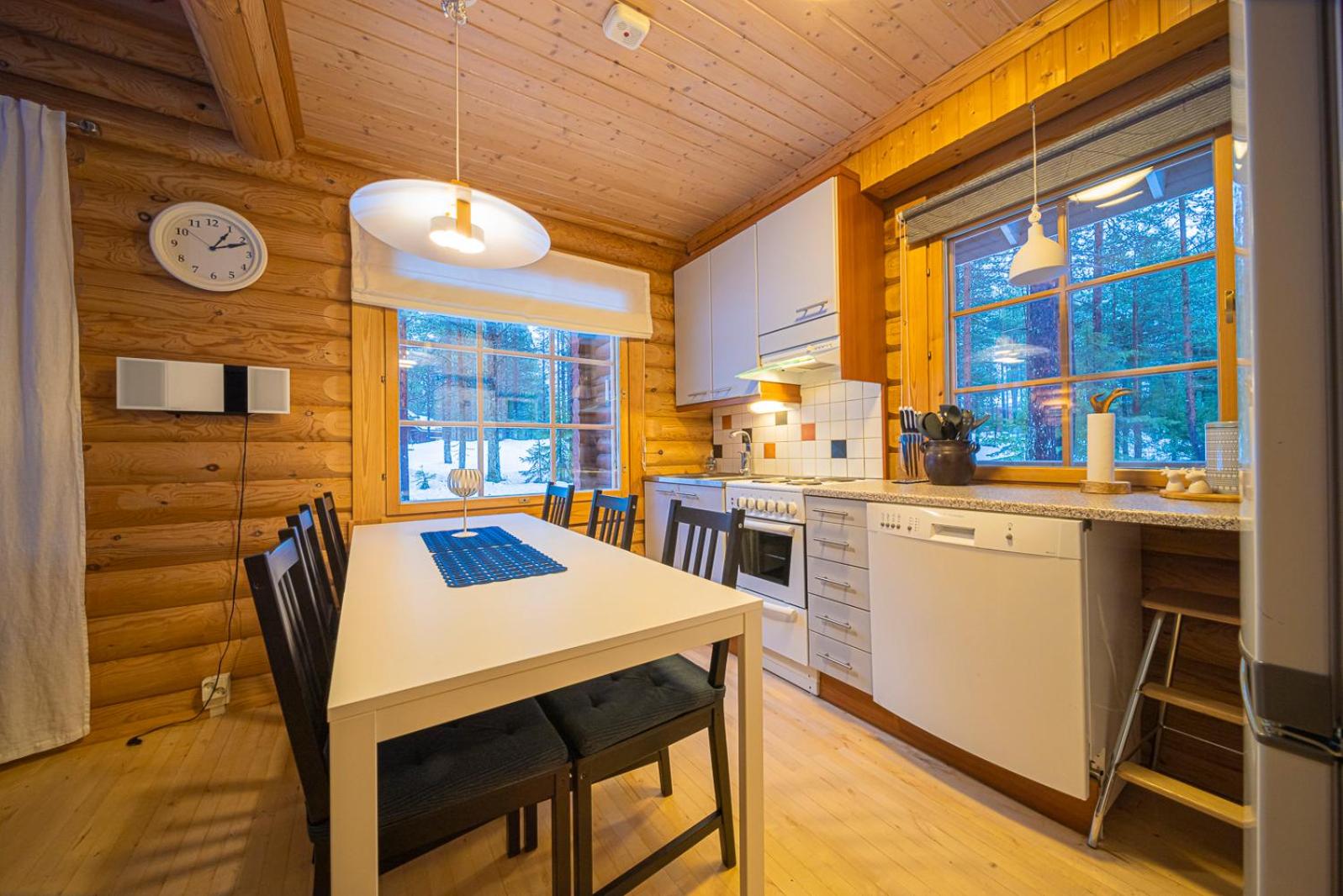 Three-Bedroom House - Photo 12