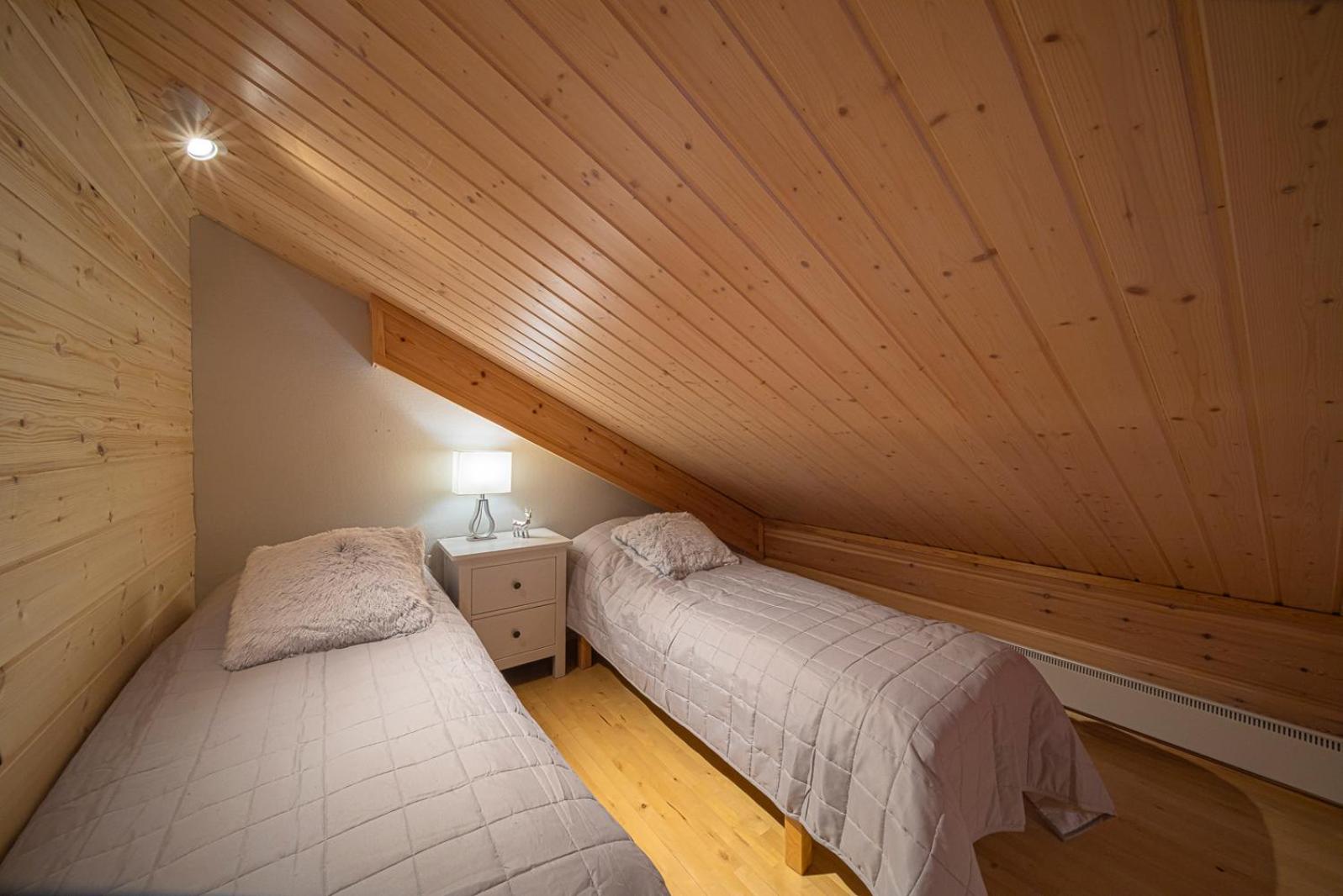 Three-Bedroom House - Photo 21