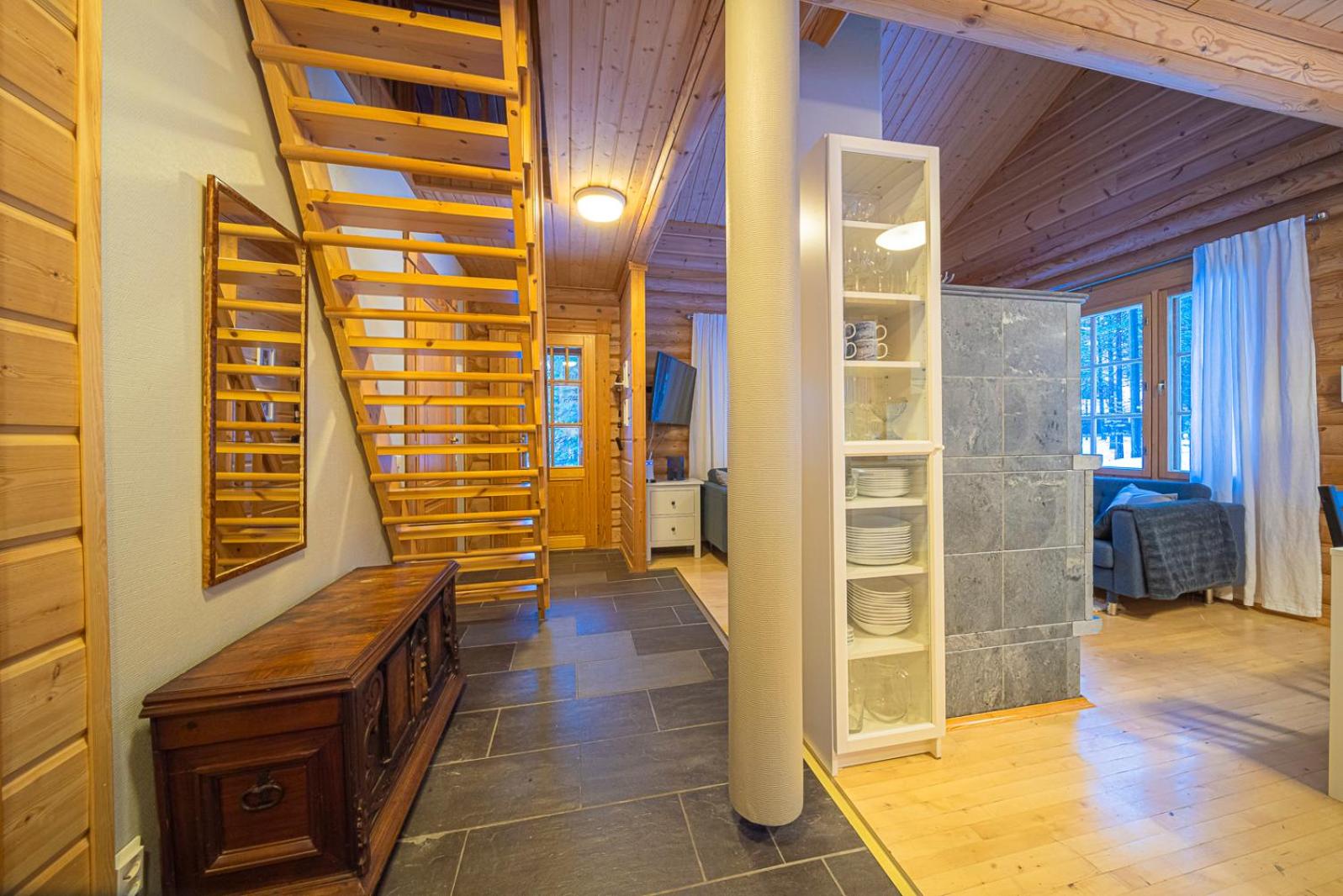 Three-Bedroom House - Photo 18