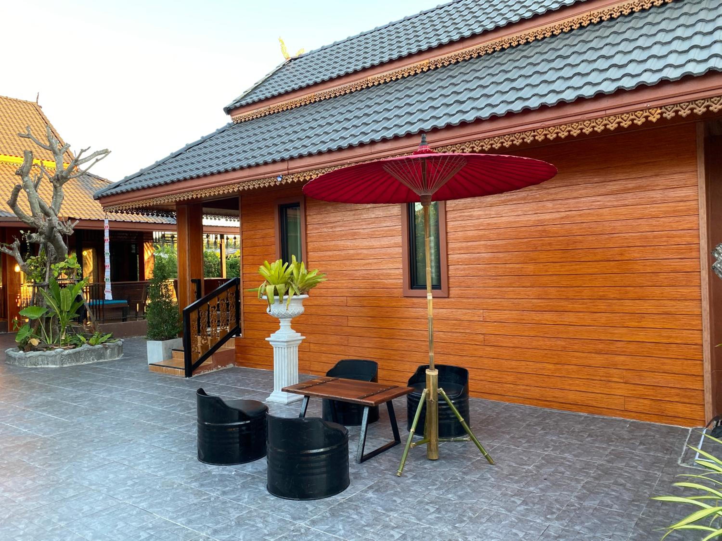 Double Room with Garden View - Photo 4