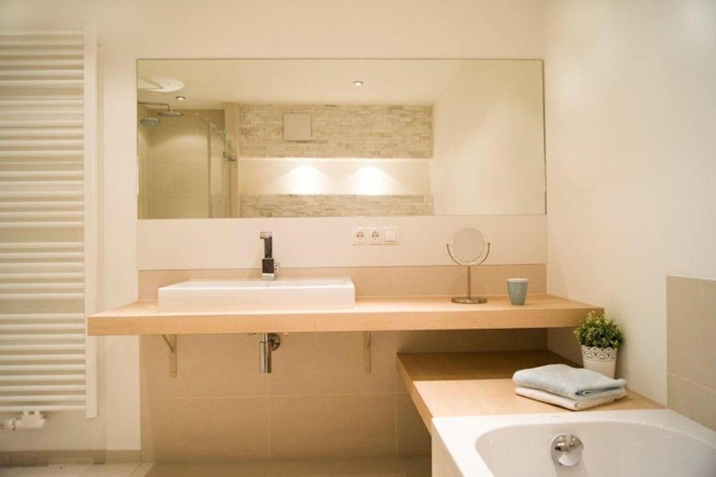 One-Bedroom Apartment - Photo 14