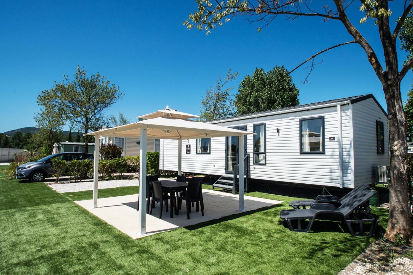 Three-Bedroom Superior Mobile Home - Empire