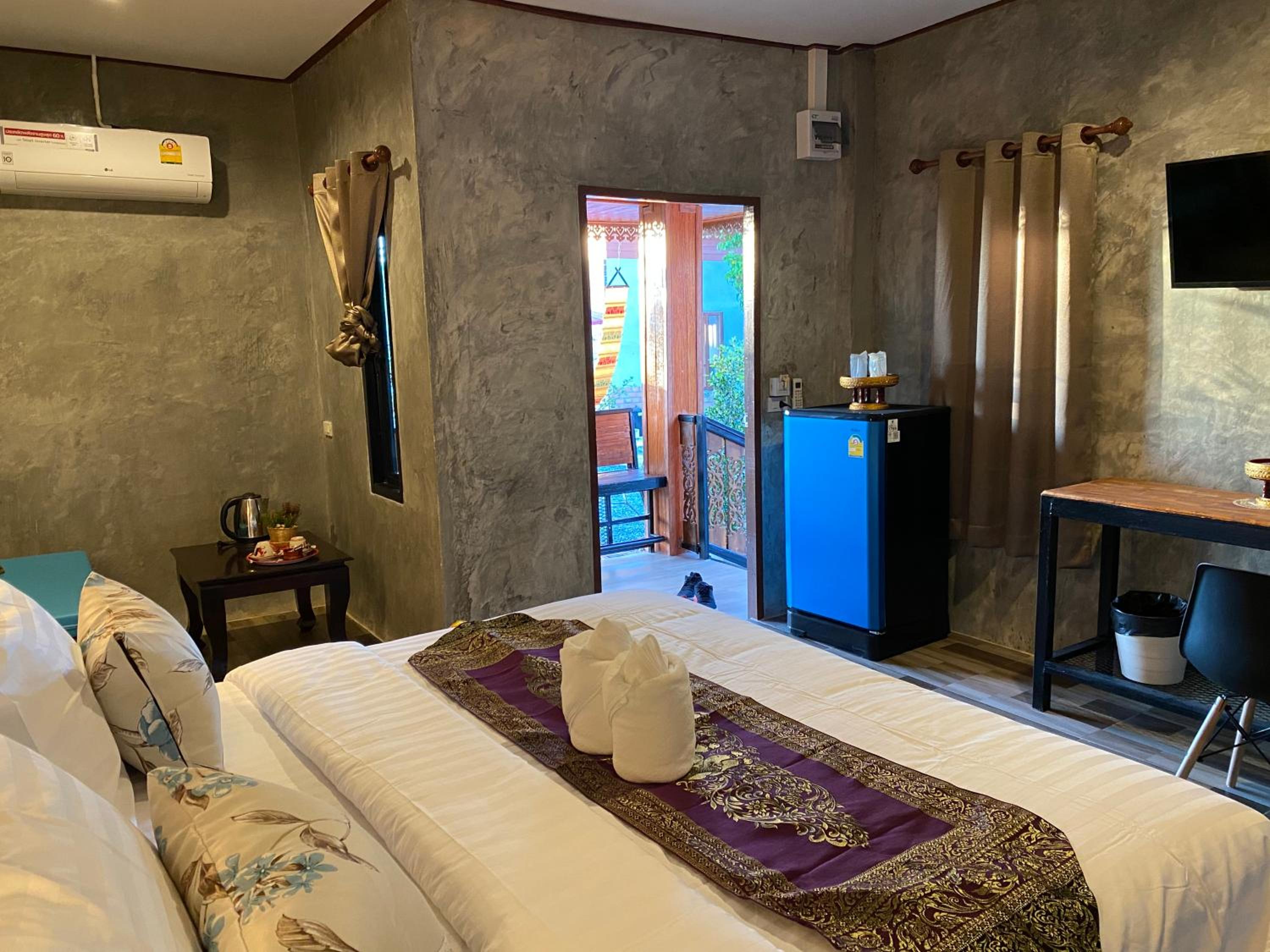 Double Room with Garden View - Photo 1