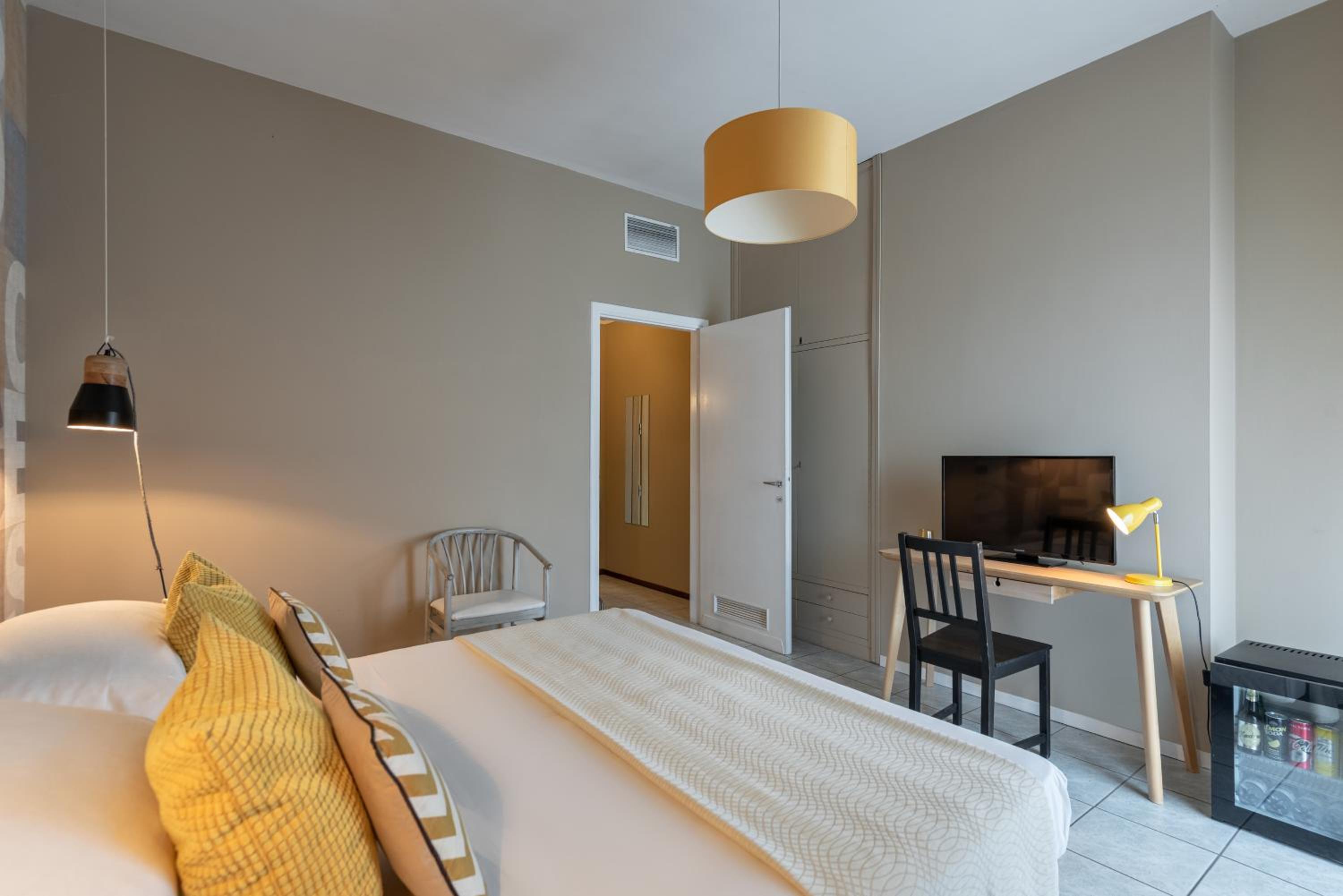 Double Or Twin Room photo 3