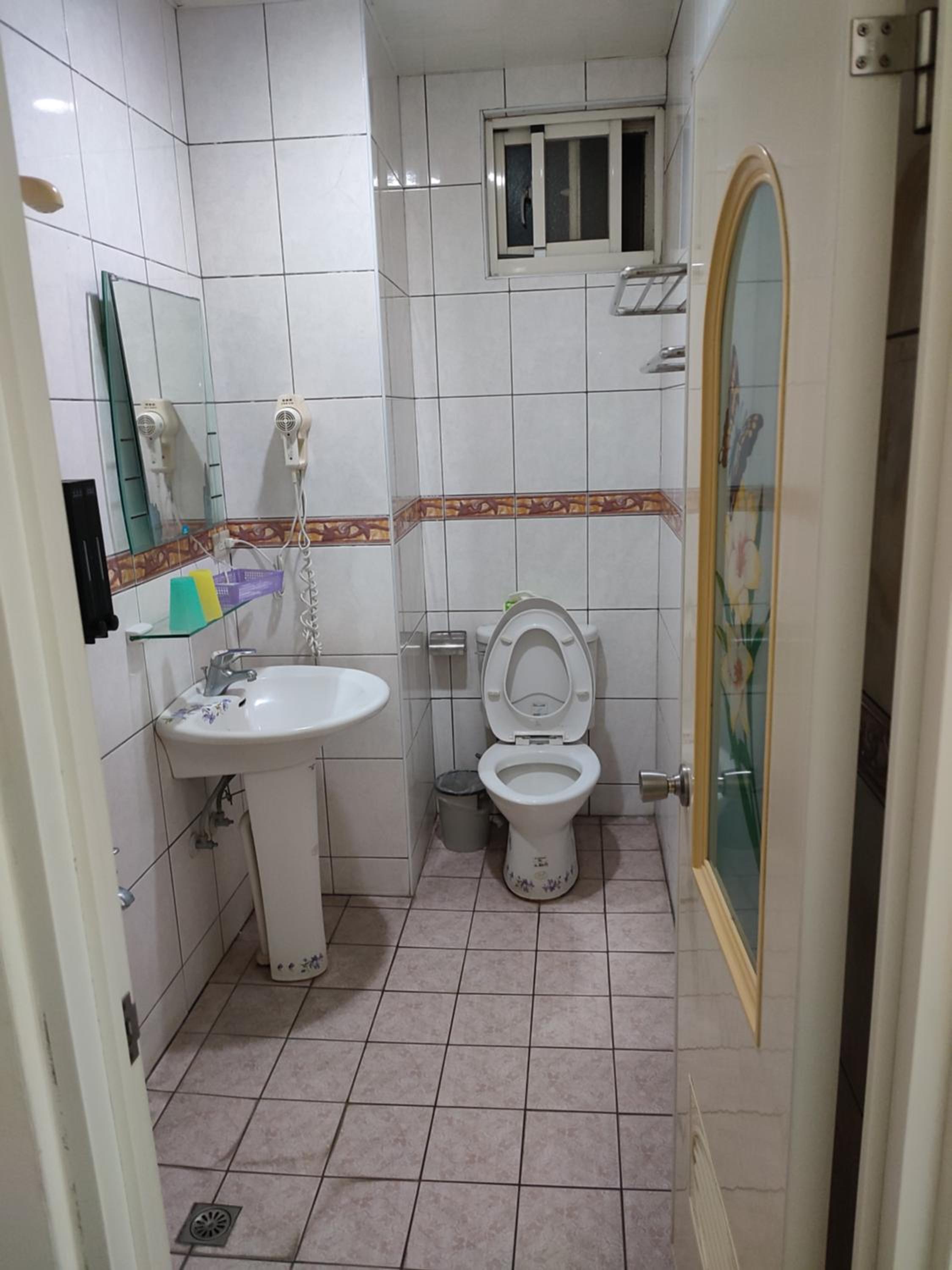 Triple Room with Private Bathroom photo 2