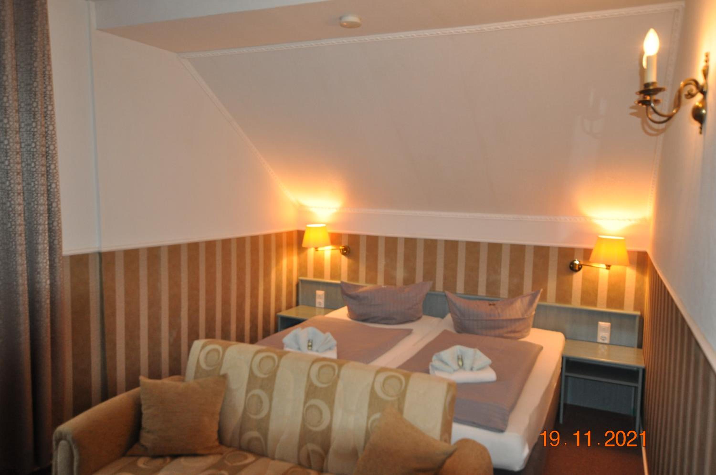 Double Room - Photo 4