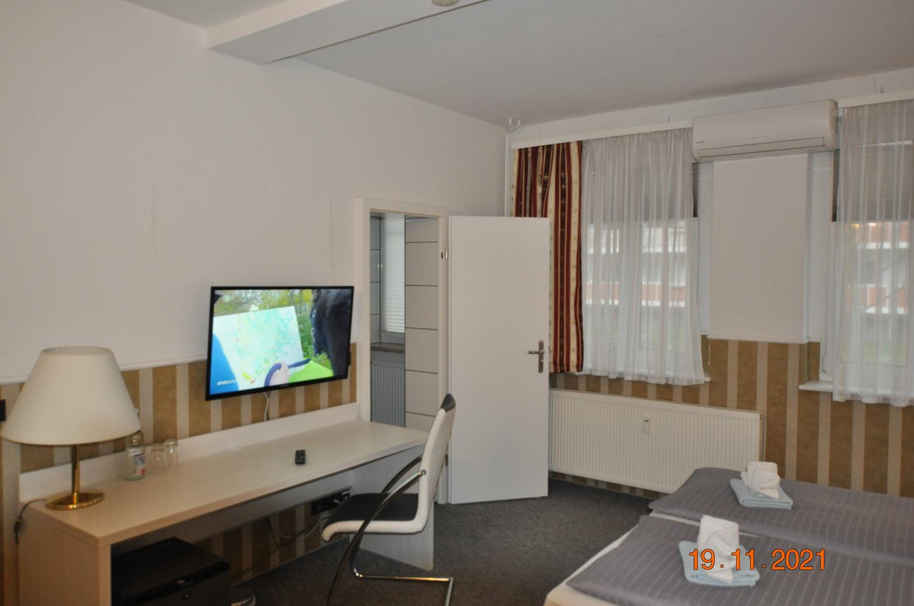Double Room - Photo 6