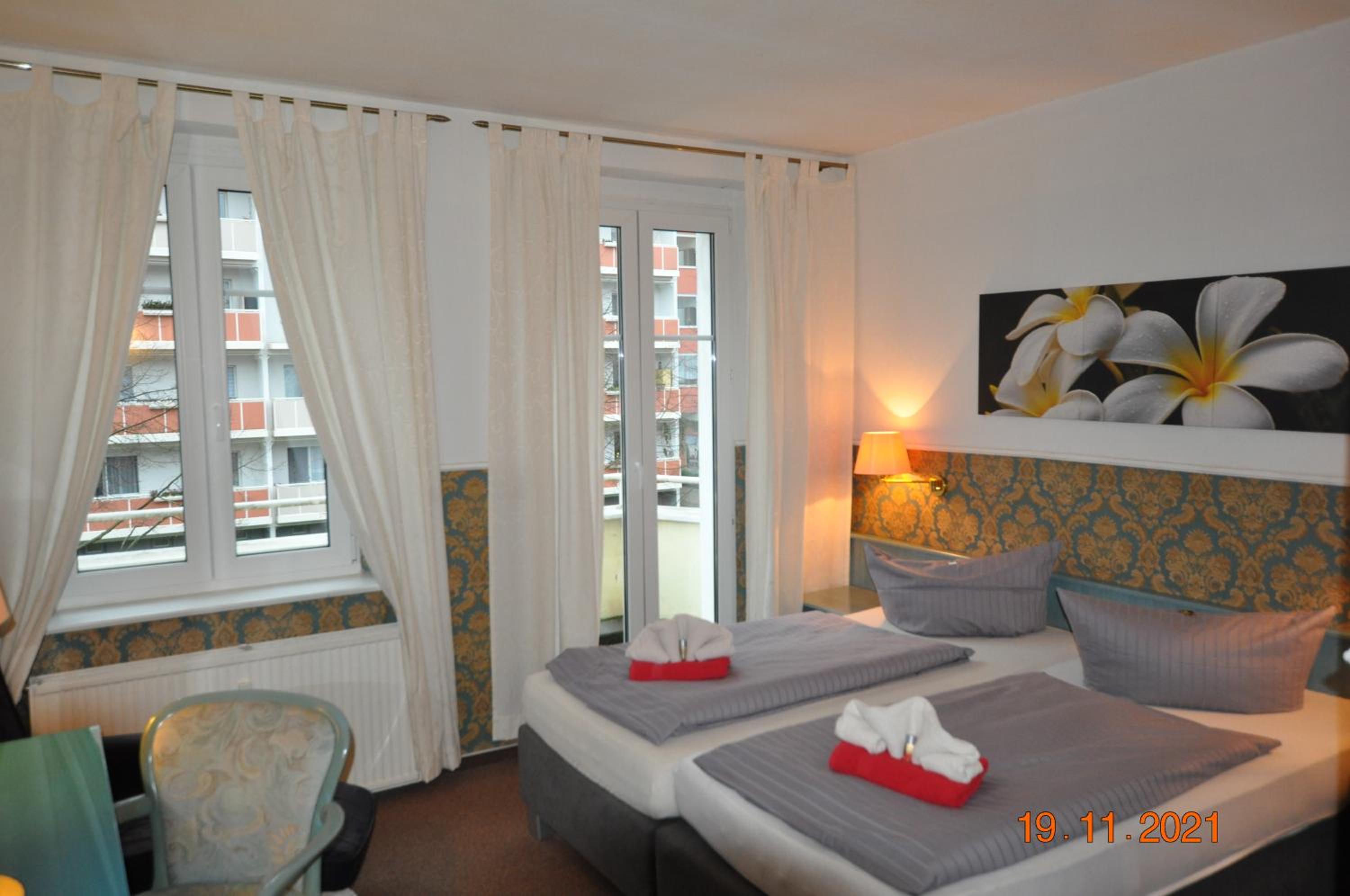 Double Room - Photo 7