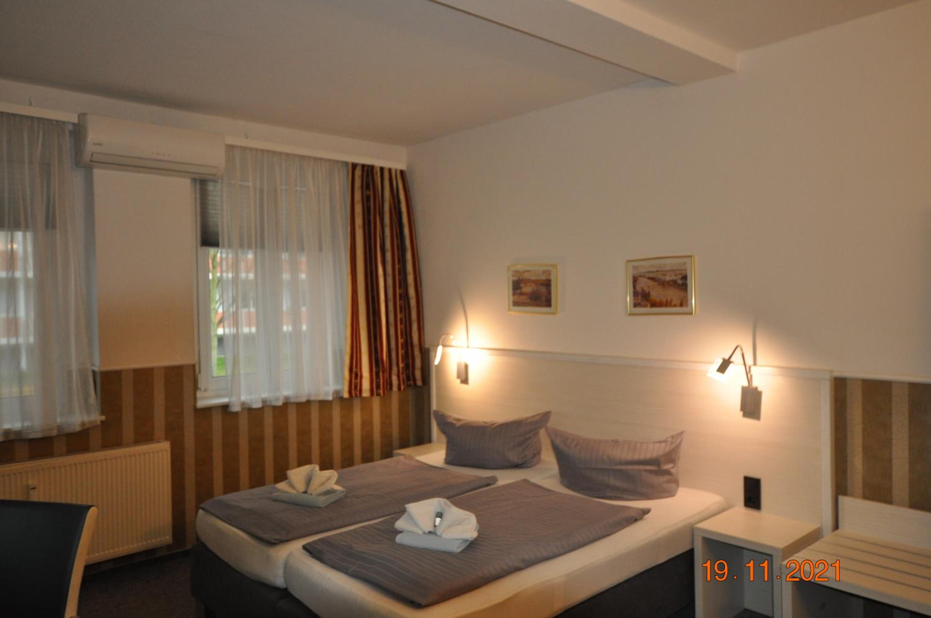 Double Room - Photo 9