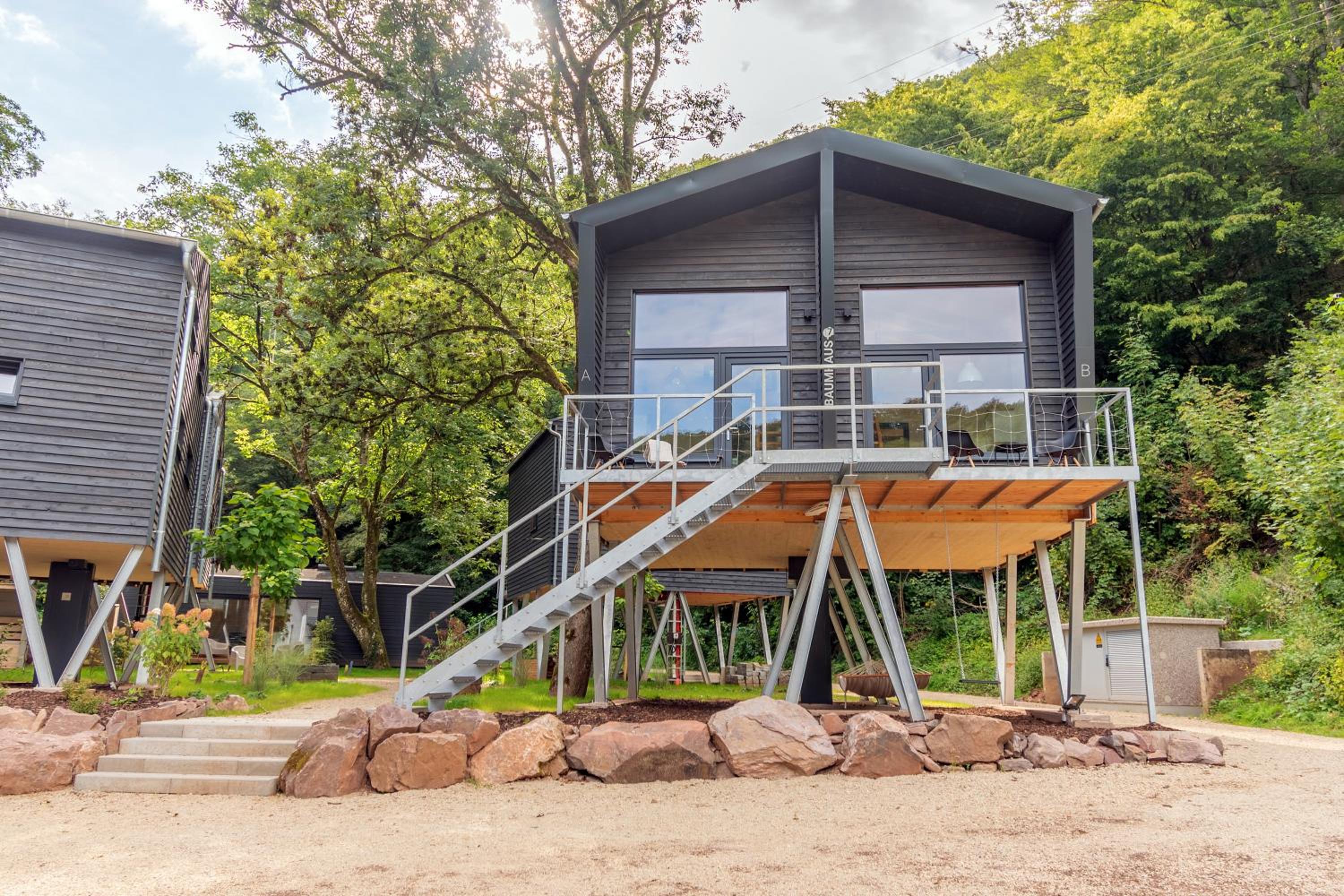 Treehouse - Photo 3