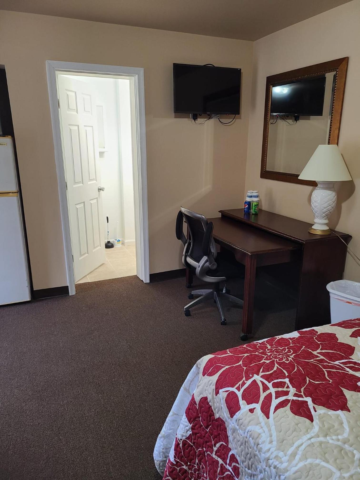 Double Room with Two Double Beds - Photo 3