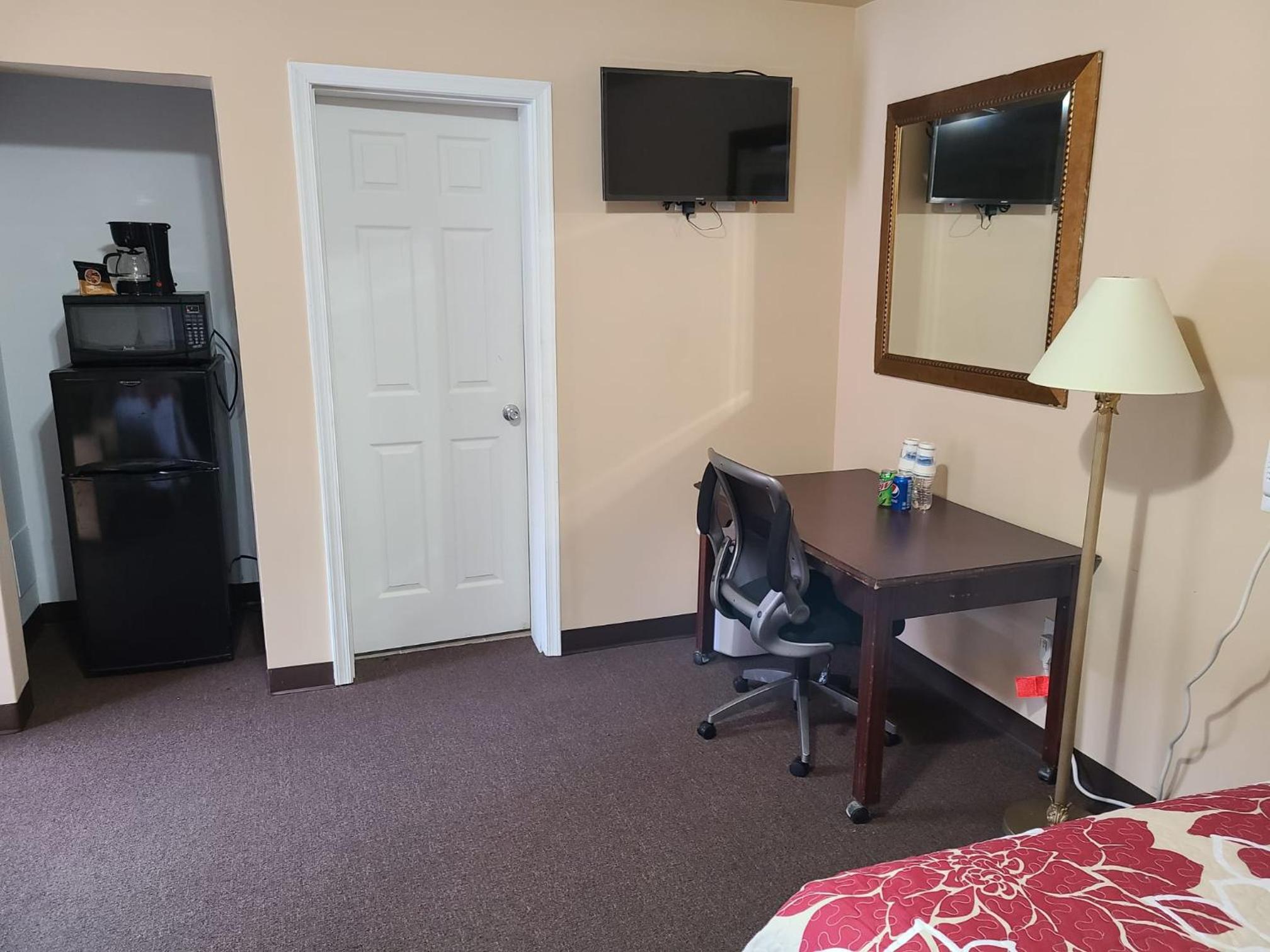 Double Room with Two Double Beds - Photo 6