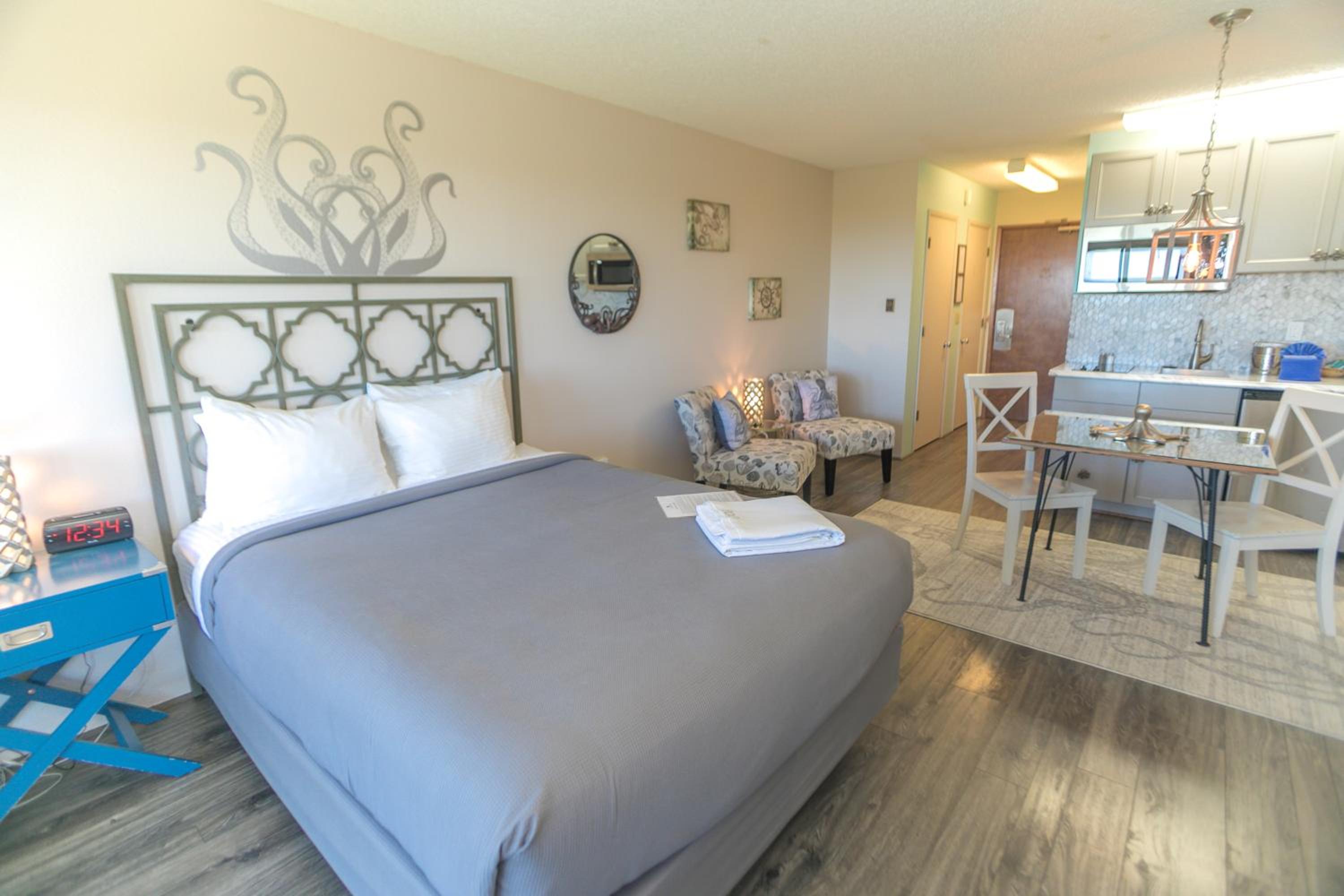 Studio - Third Floor - Pet Friendly