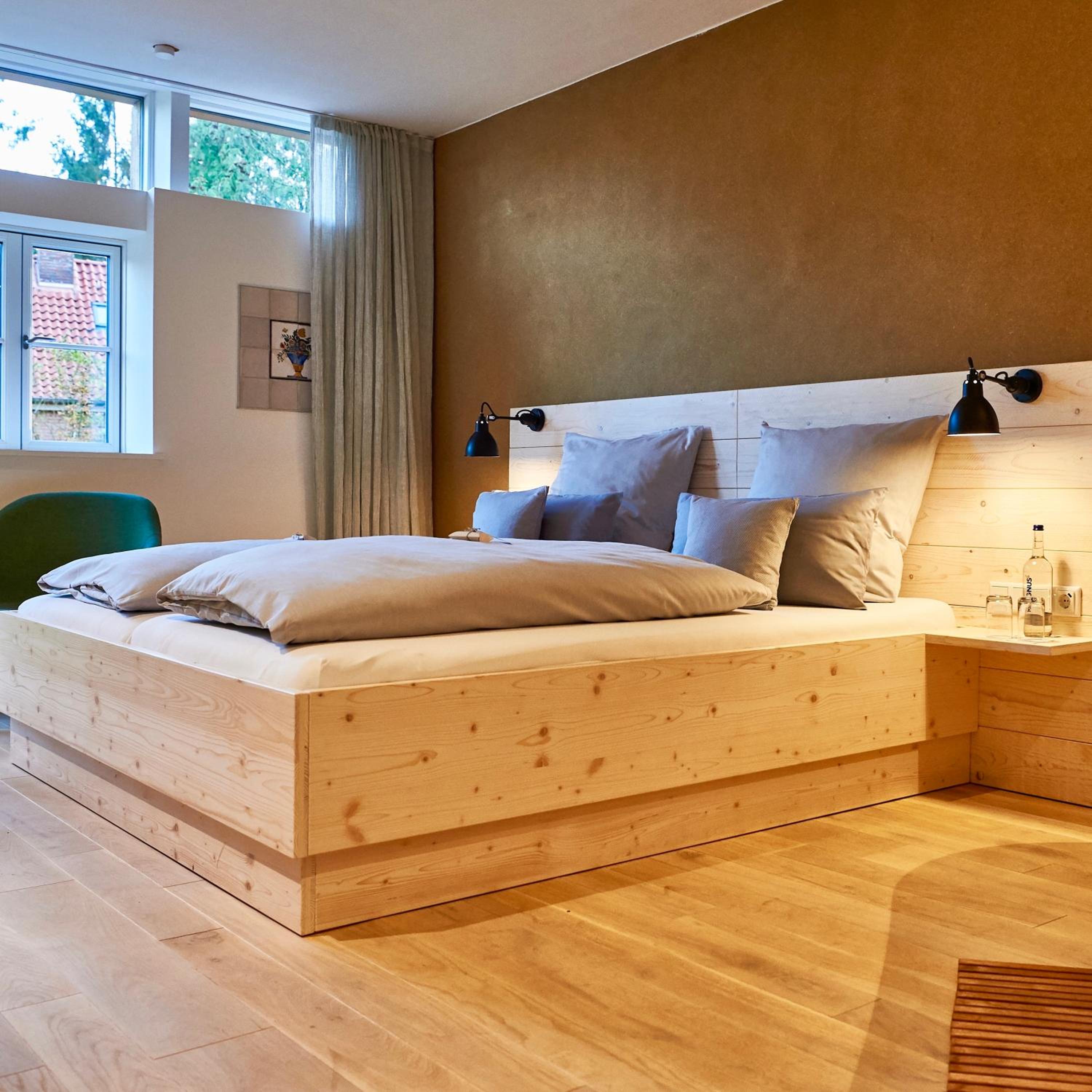 Deluxe Room - Photo 9