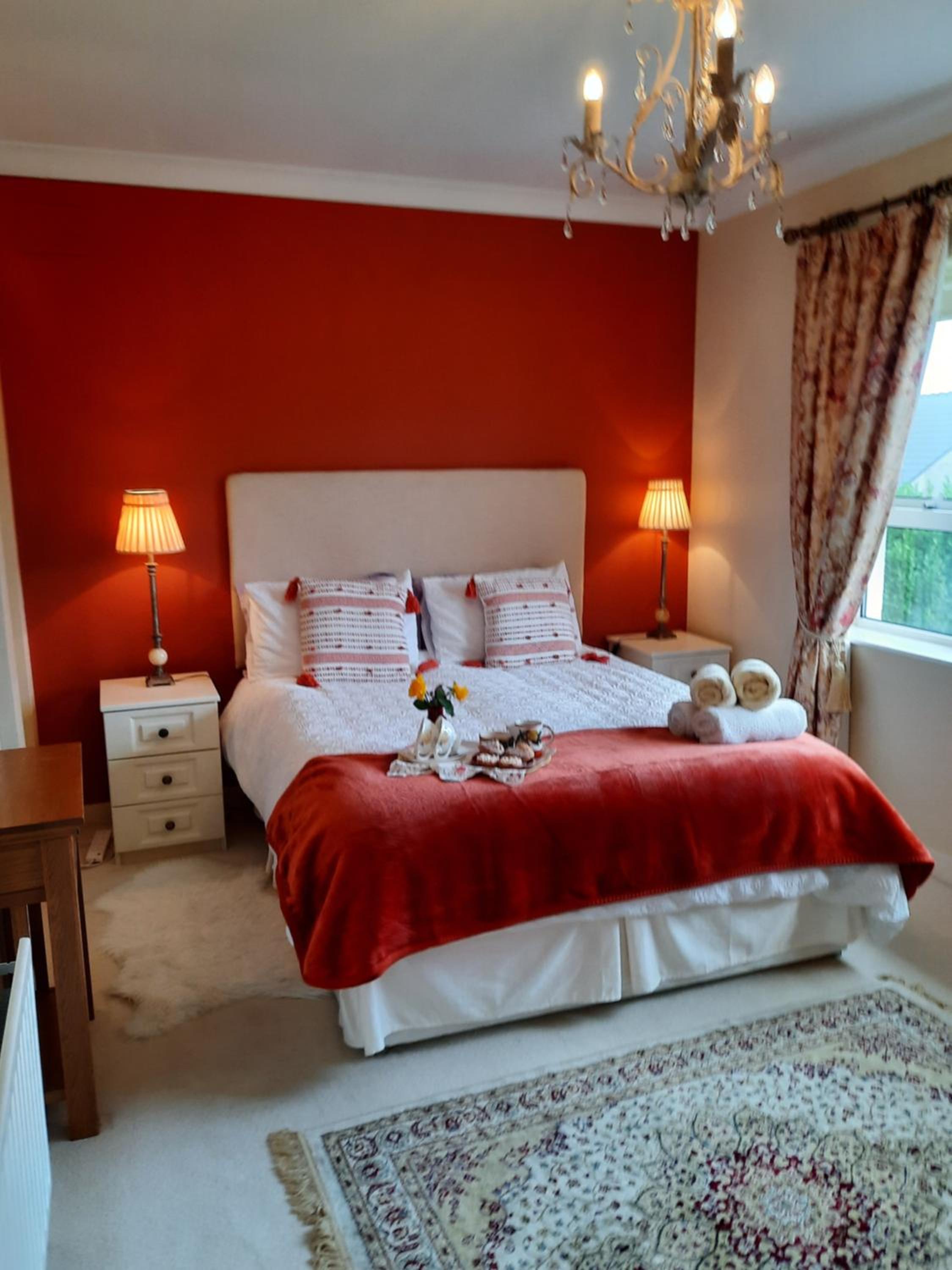 Superior King Room with private en-suite
