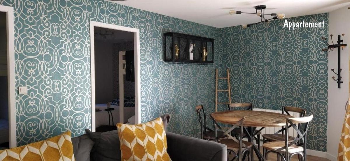 Apartment photo 2