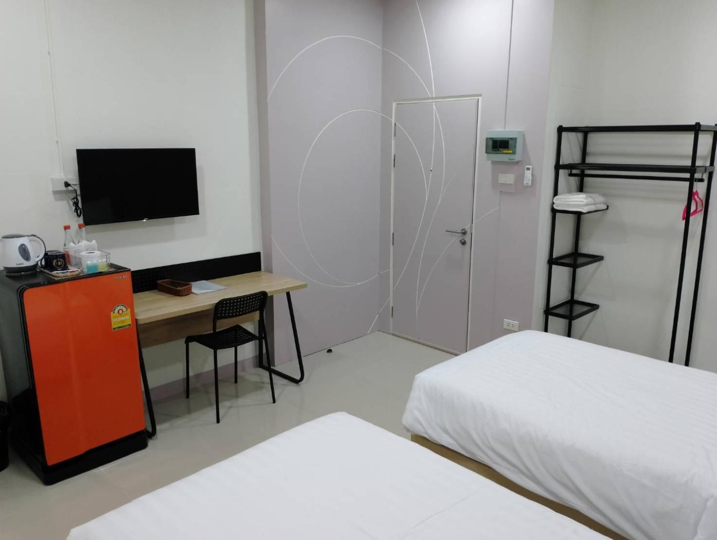 Standard Twin Room photo 2